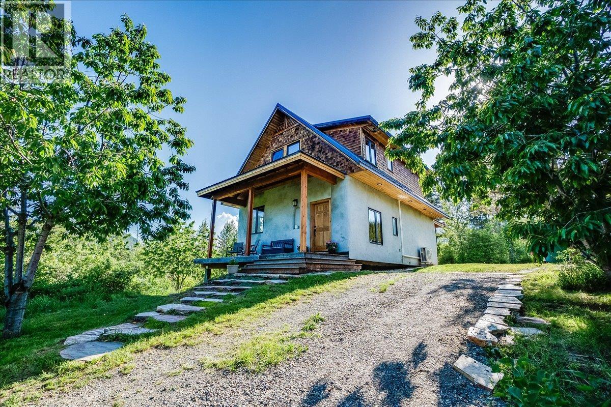 150 Suncrest Road, Pass Creek, British Columbia V1N 4T5 - Photo 1 - 10389604