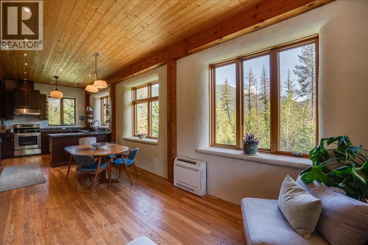 150 Suncrest Road, Pass Creek, British Columbia V1N 4T5 - Photo 15 - 10389604