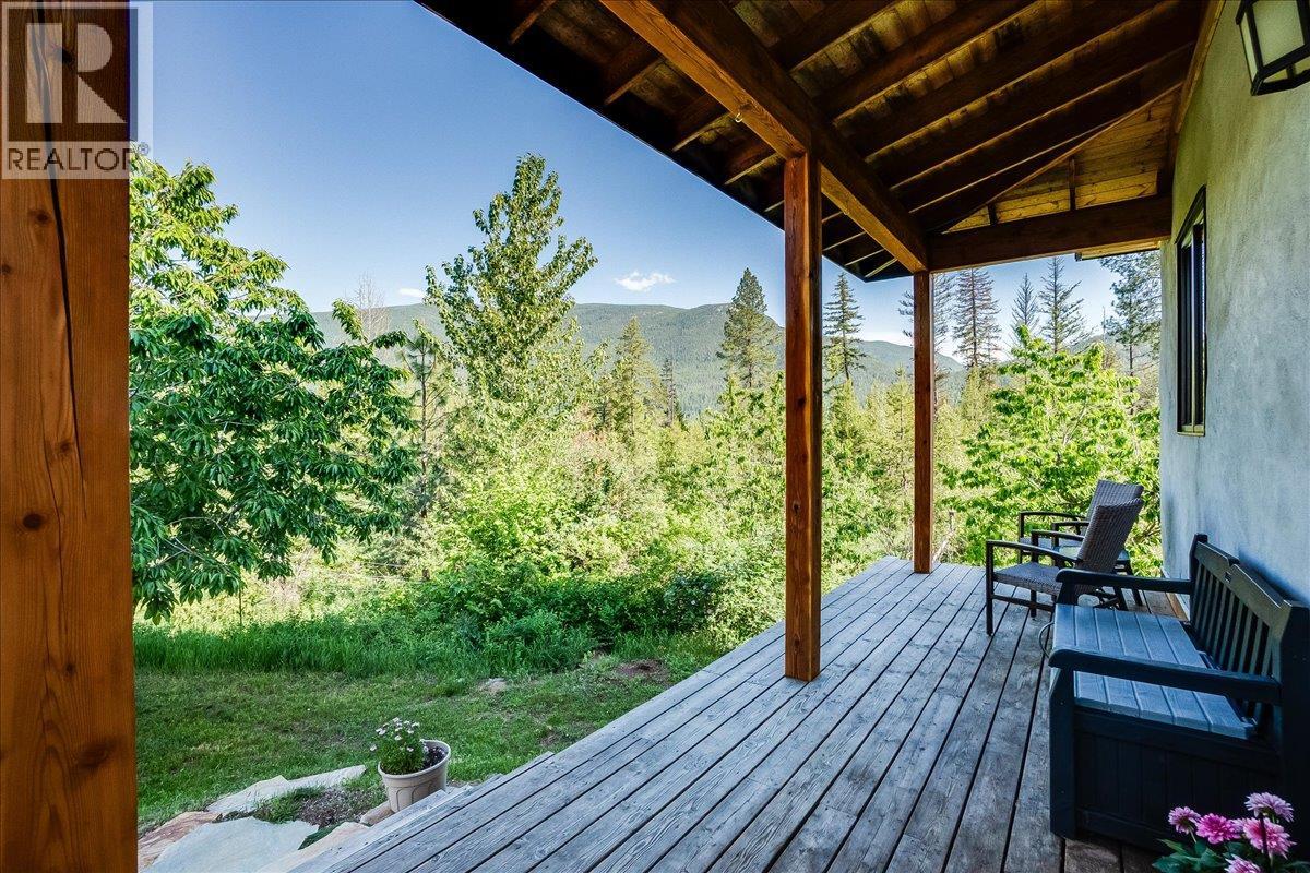 150 Suncrest Road, Pass Creek, British Columbia V1N 4T5 - Photo 38 - 10389604