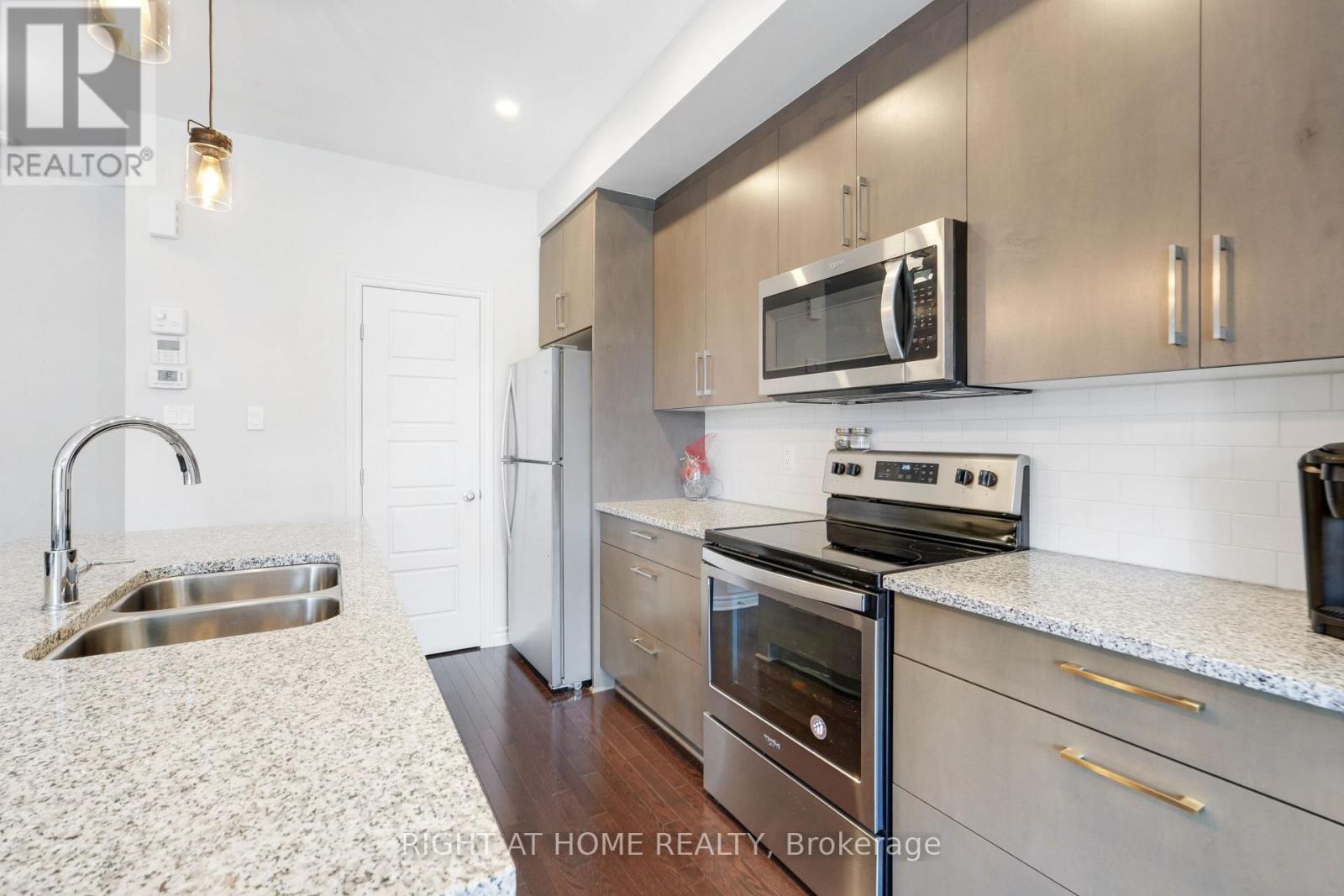 554 Labrador Crescent, Ottawa, Ontario  K1T 0R4 - Photo 11 - X13225446