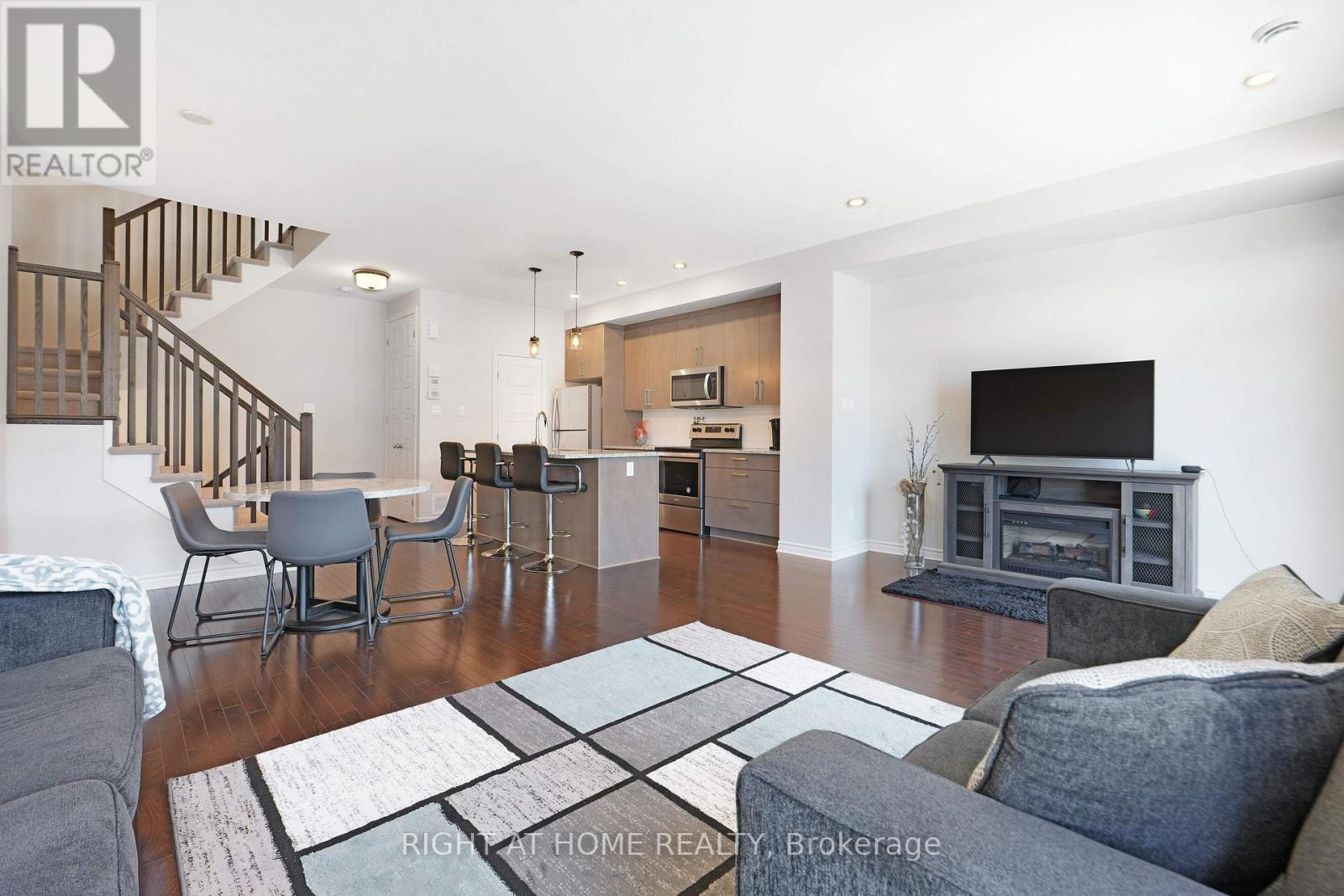 554 Labrador Crescent, Ottawa, Ontario  K1T 0R4 - Photo 14 - X13225446
