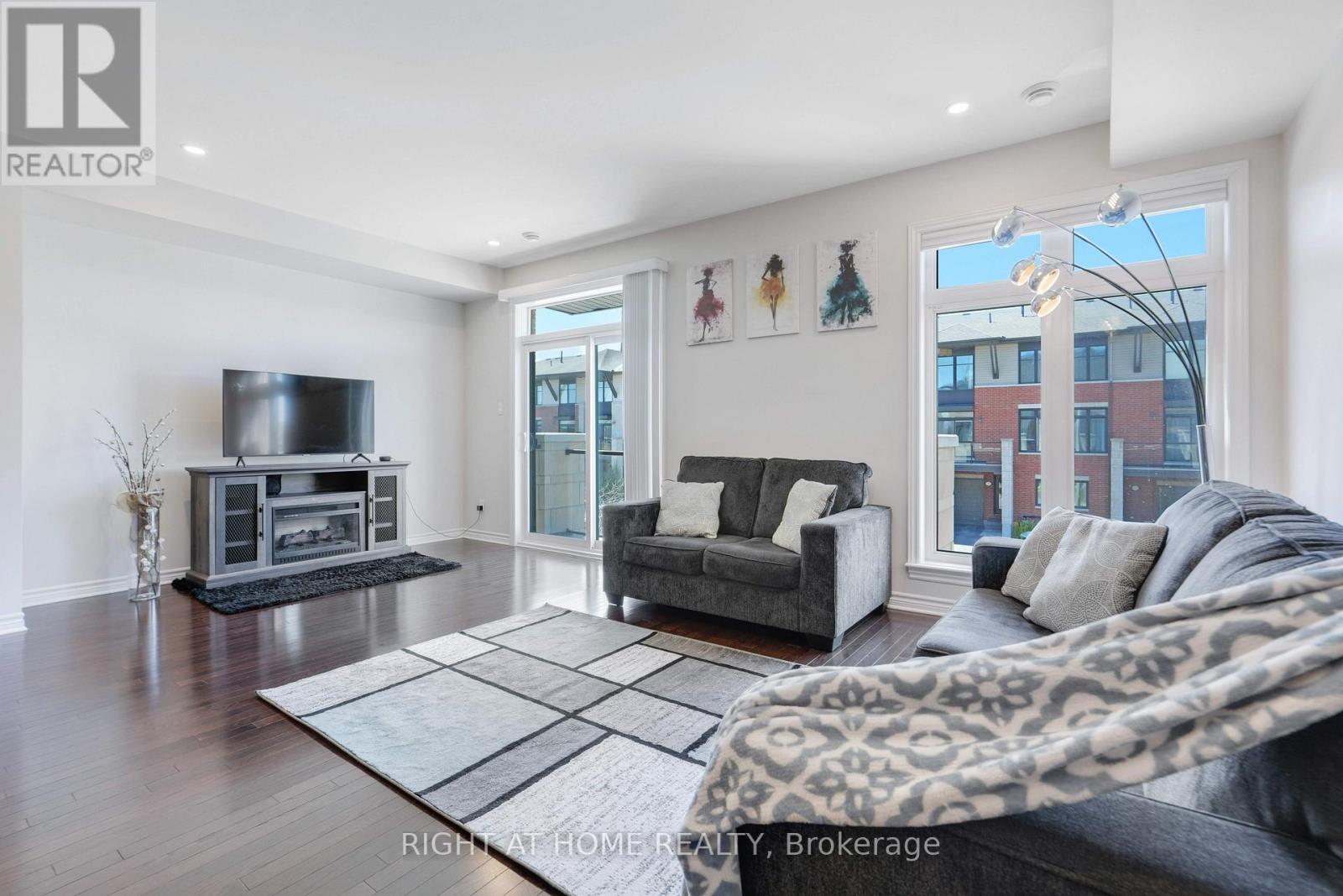 554 Labrador Crescent, Ottawa, Ontario  K1T 0R4 - Photo 7 - X13225446