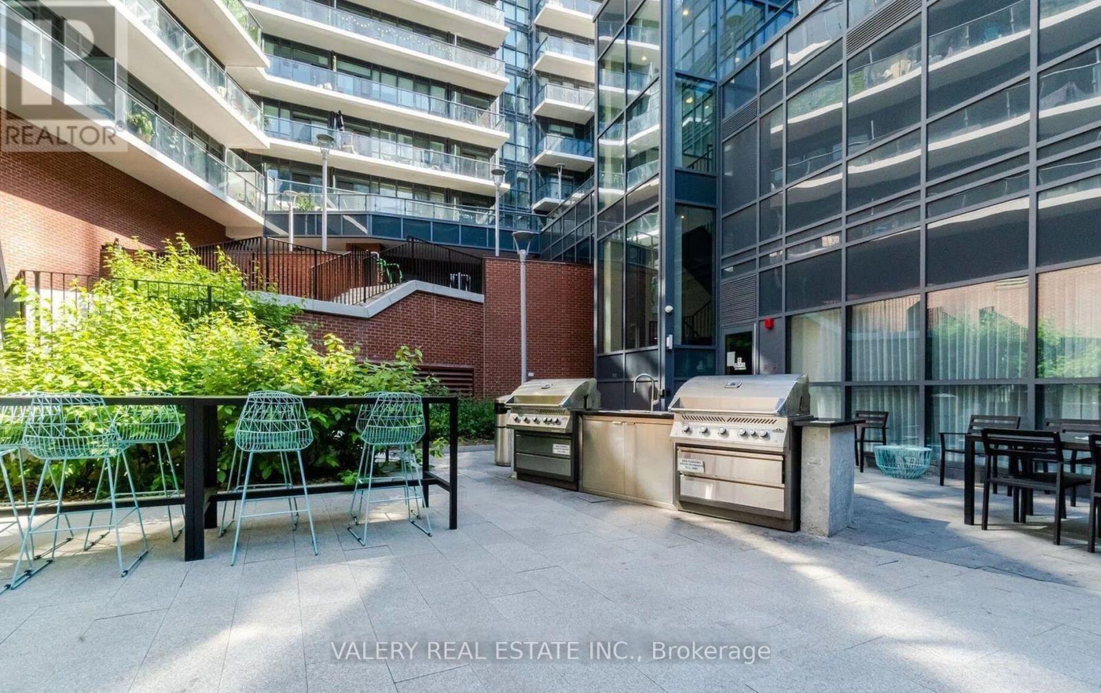 1607 - 38 Iannuzzi Street W, Toronto, Ontario  M5V 0S2 - Photo 17 - C13225426