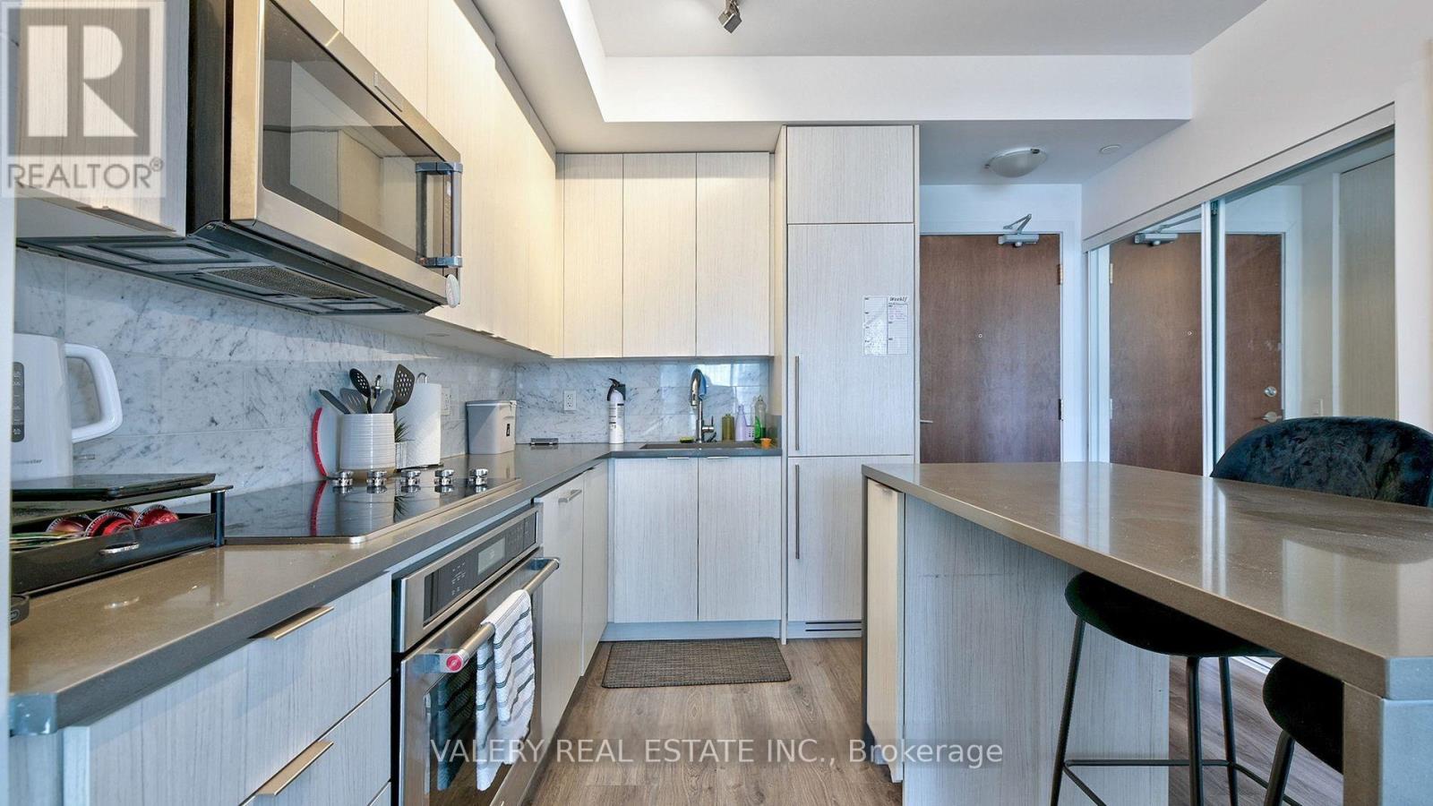 1607 - 38 Iannuzzi Street W, Toronto, Ontario  M5V 0S2 - Photo 7 - C13225426