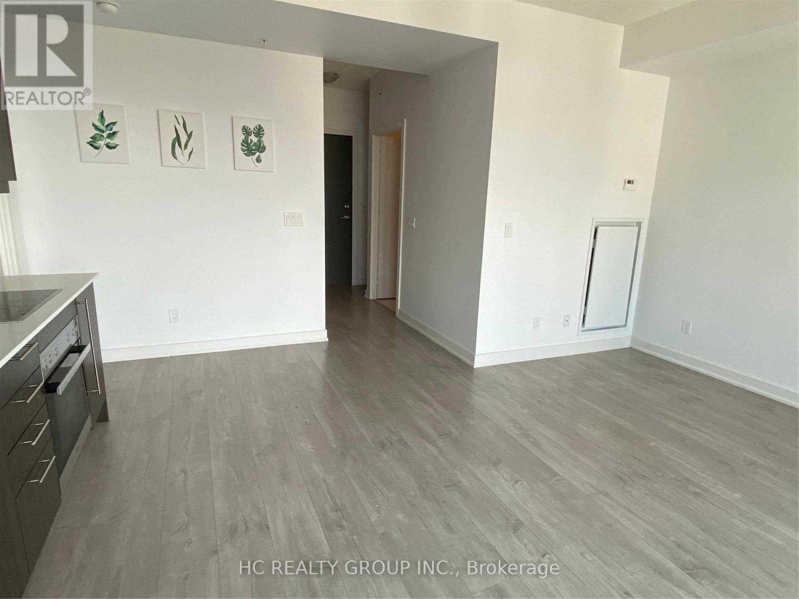 1510 - 30 Nelson Street E, Toronto, Ontario  M5V 0H5 - Photo 3 - C13225456