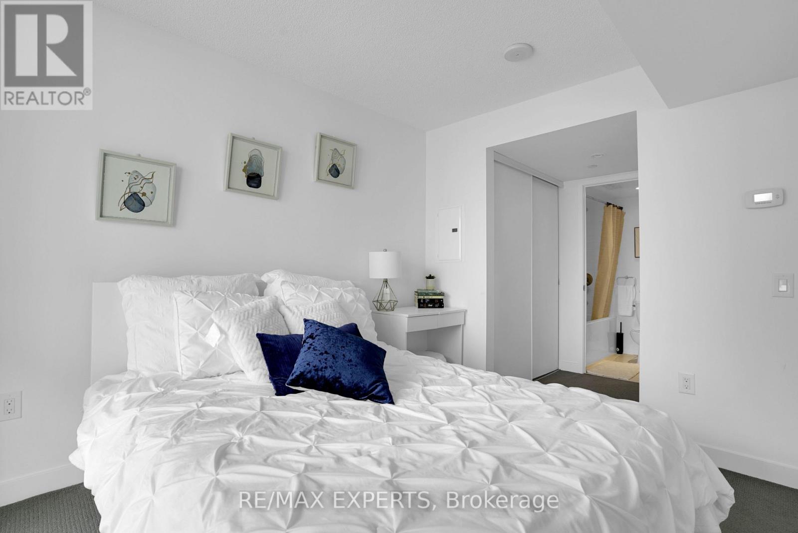 2610 - 75 Queens Wharf Road, Toronto, Ontario  M5V 0J8 - Photo 17 - C13225468
