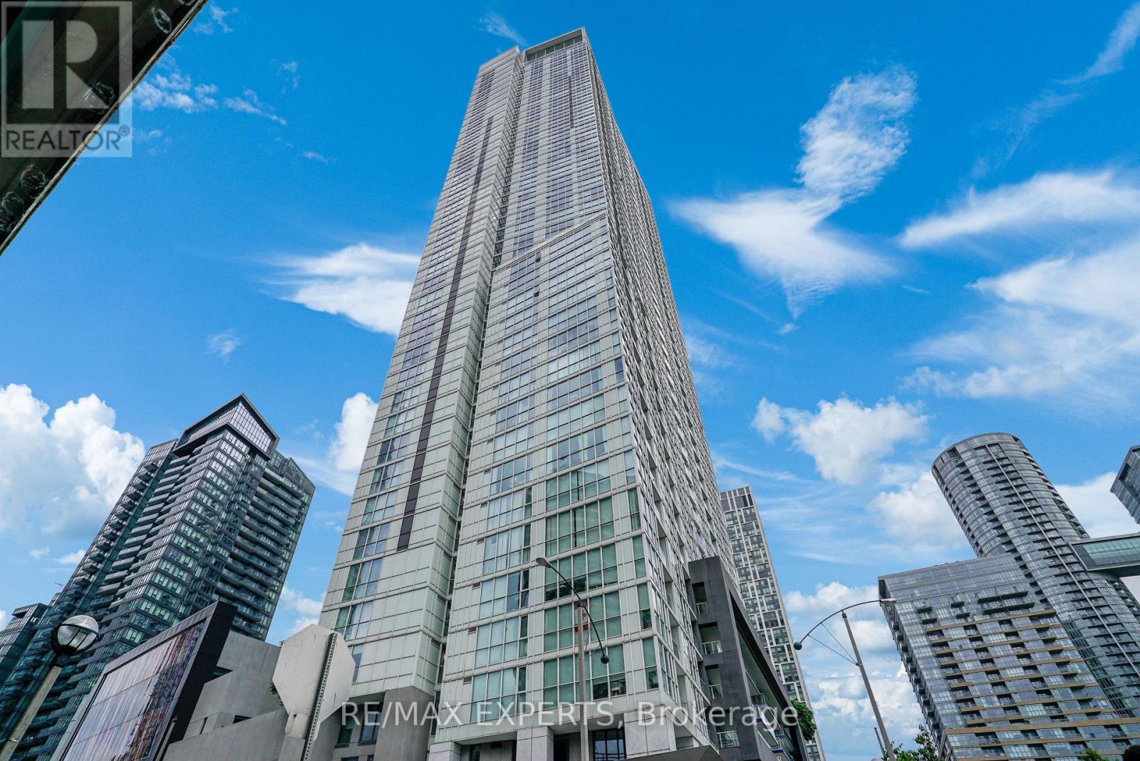2610 - 75 Queens Wharf Road, Toronto, Ontario  M5V 0J8 - Photo 2 - C13225468