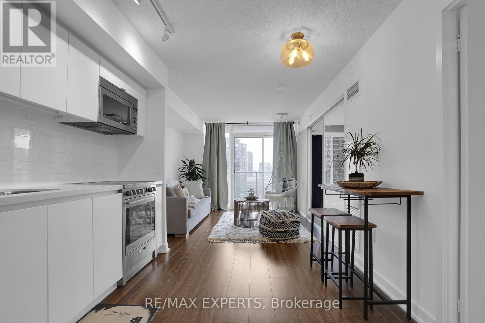 2610 - 75 Queens Wharf Road, Toronto, Ontario  M5V 0J8 - Photo 7 - C13225468