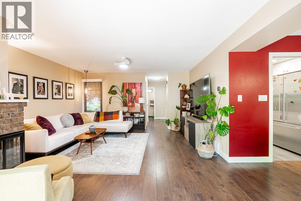 11 3350 Rosemont Drive, Vancouver, British Columbia  V5S 2C9 - Photo 2 - R3130425