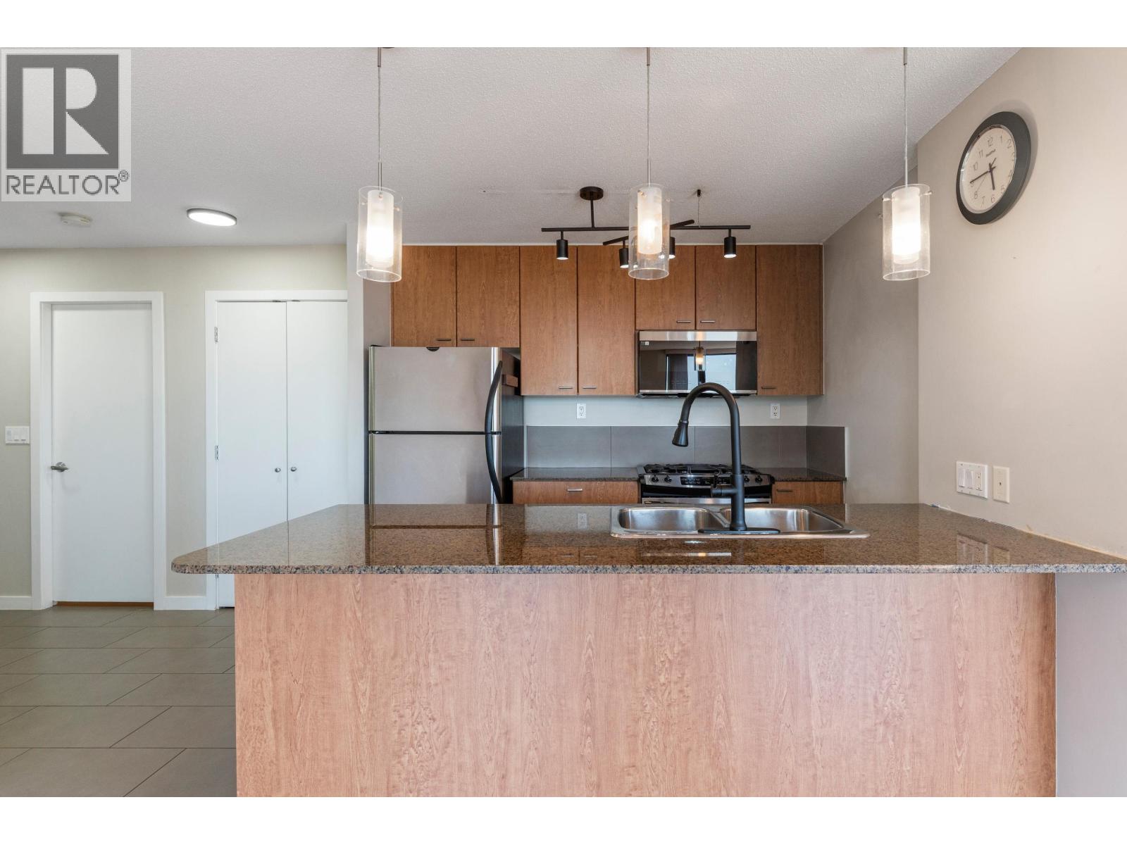 2403 7063 Hall Avenue, Burnaby, British Columbia  V5E 0A5 - Photo 17 - R3130474
