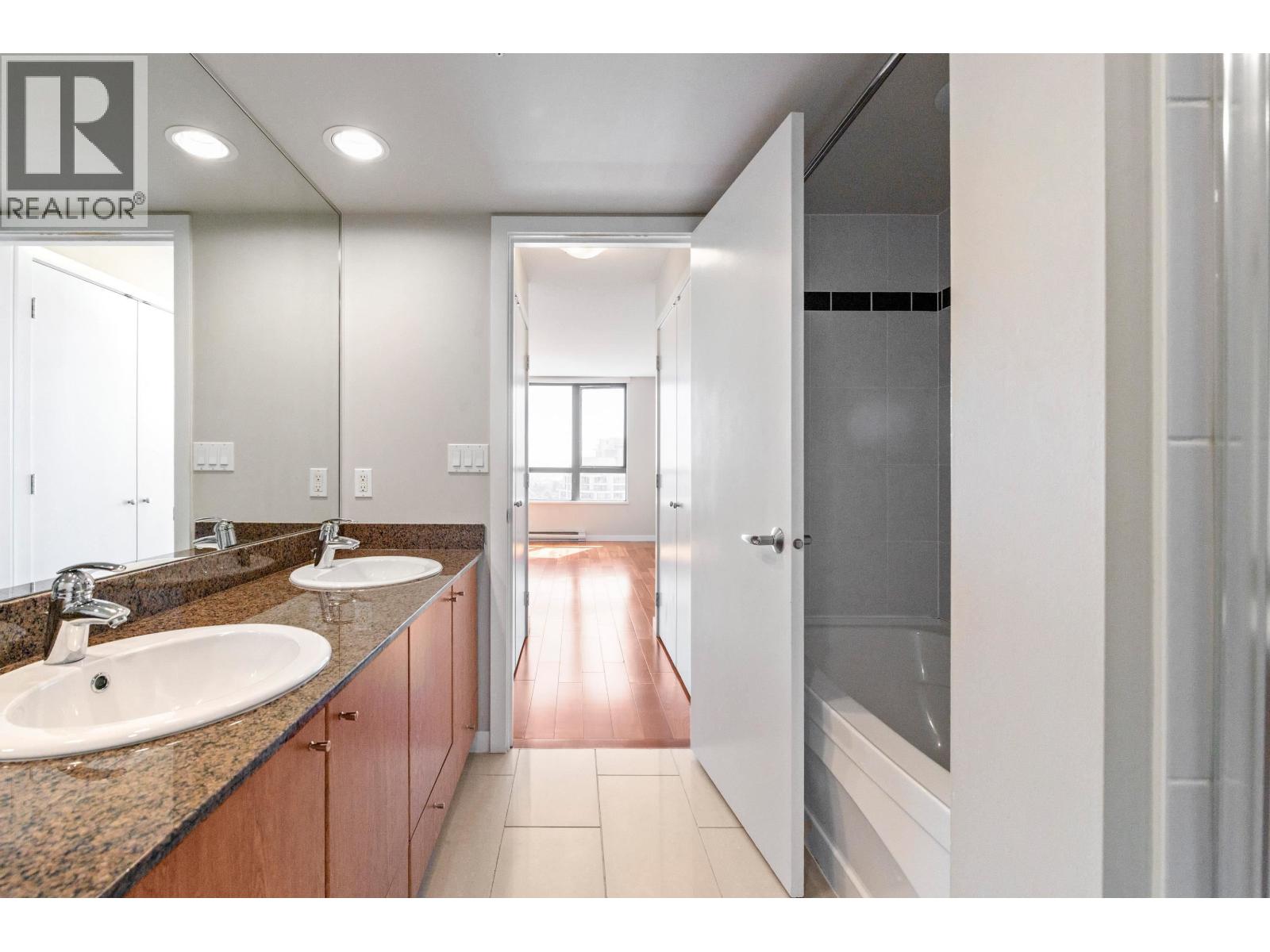2403 7063 Hall Avenue, Burnaby, British Columbia  V5E 0A5 - Photo 27 - R3130474