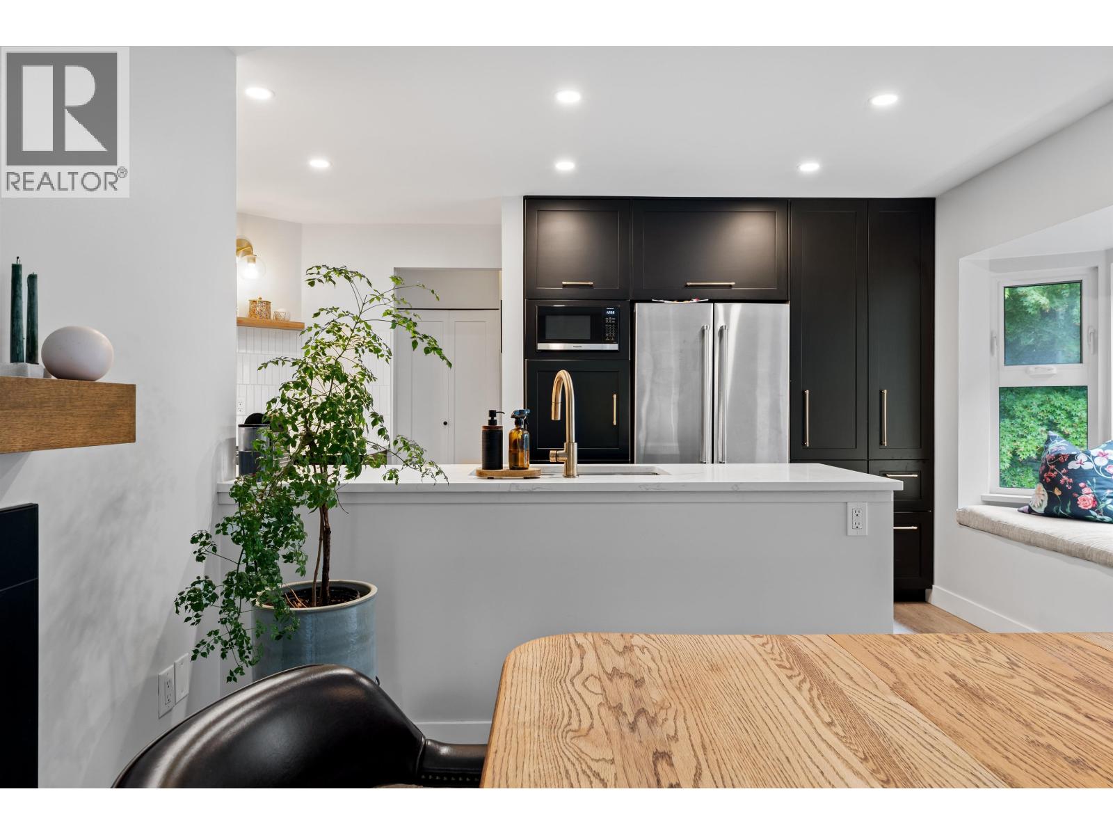 3381 Flagstaff Place, Vancouver, British Columbia  V4S 4K9 - Photo 11 - R3130503