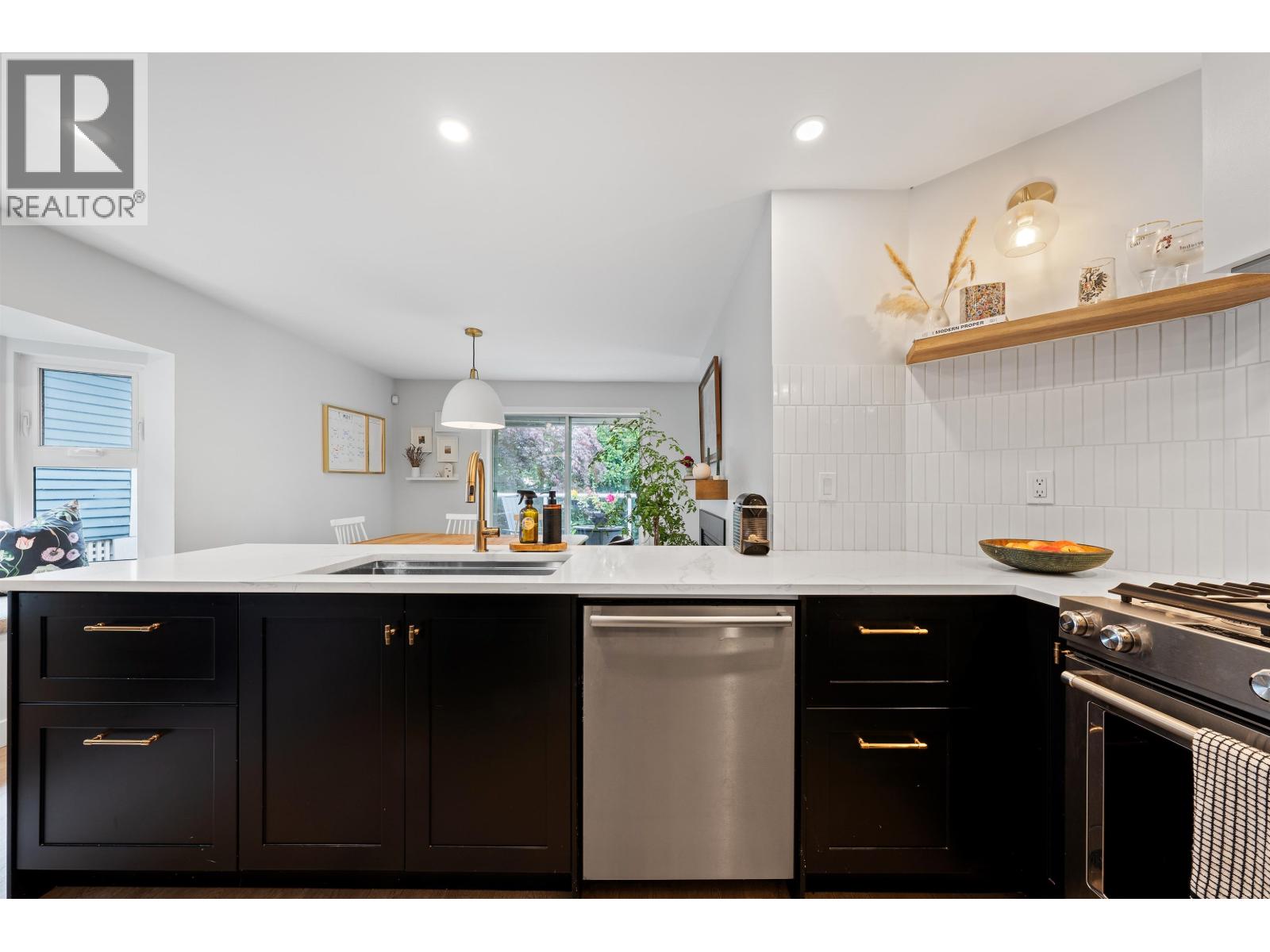 3381 Flagstaff Place, Vancouver, British Columbia  V4S 4K9 - Photo 15 - R3130503