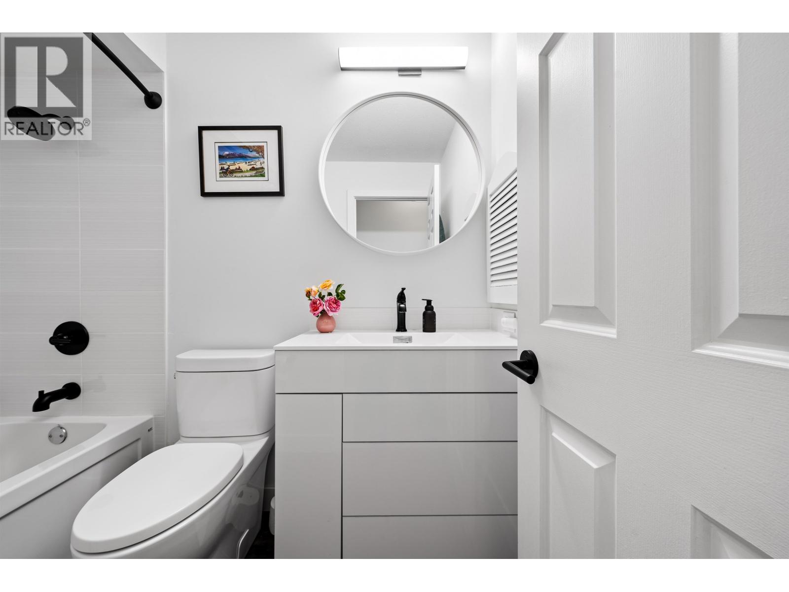 3381 Flagstaff Place, Vancouver, British Columbia  V4S 4K9 - Photo 19 - R3130503