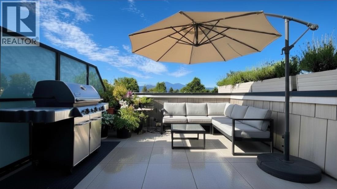 201 2759 Horley Street, Vancouver, British Columbia  V5R 4R7 - Photo 2 - R3130517