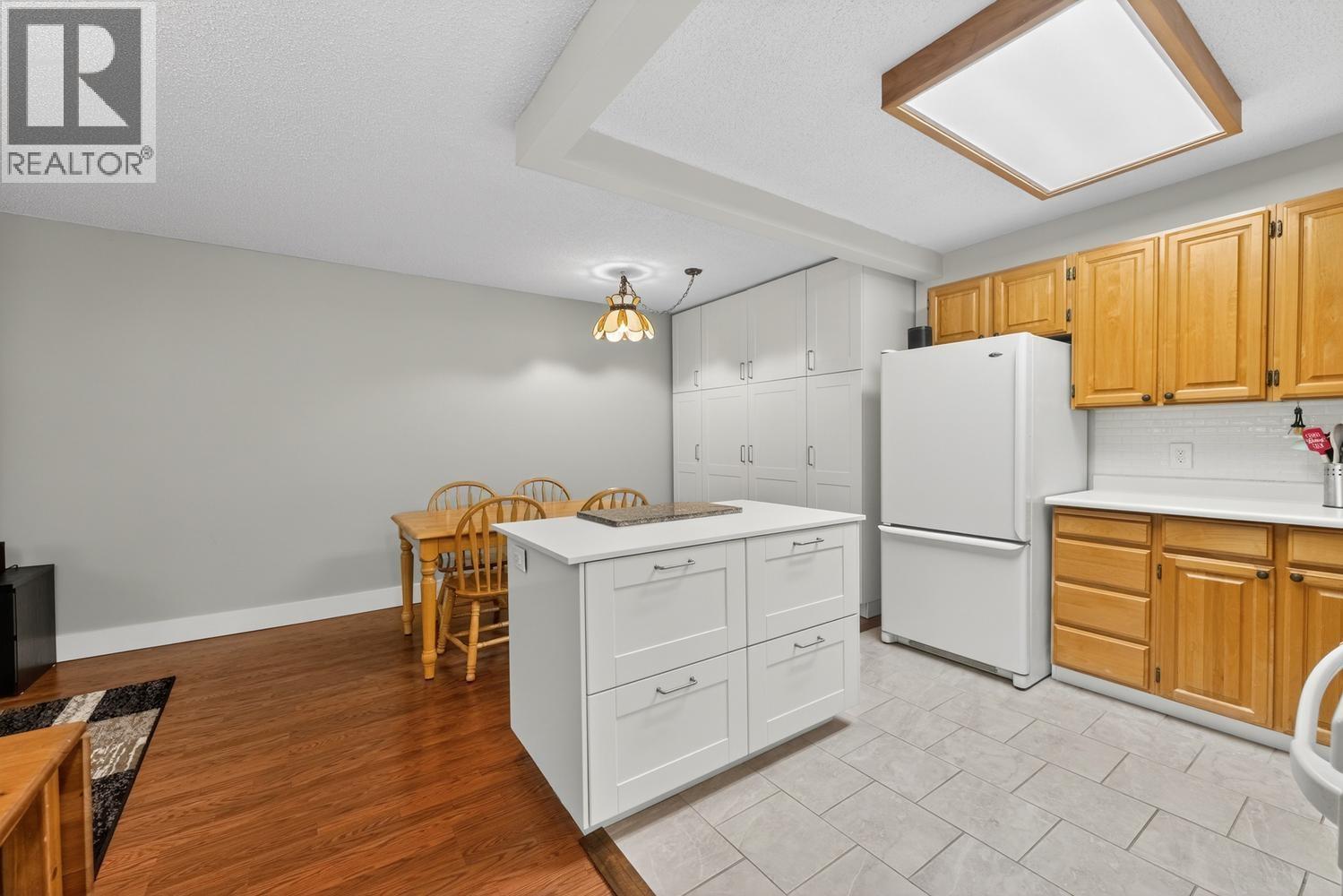 306 550 Eighth Street, New Westminster, British Columbia  V3M 3R9 - Photo 5 - R3130533