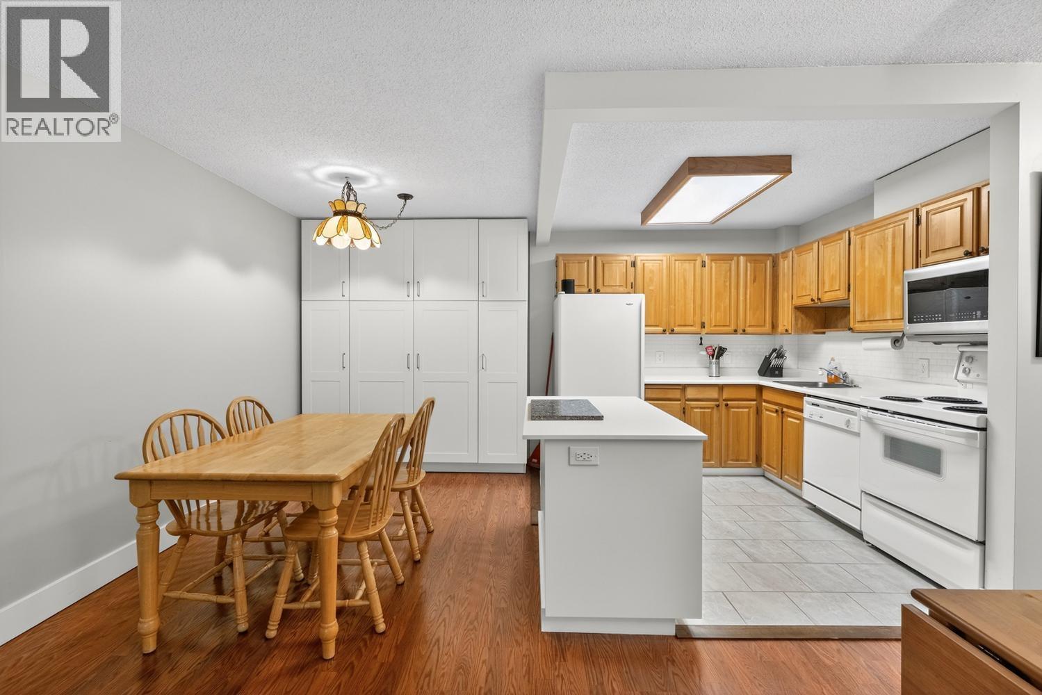 306 550 Eighth Street, New Westminster, British Columbia  V3M 3R9 - Photo 6 - R3130533