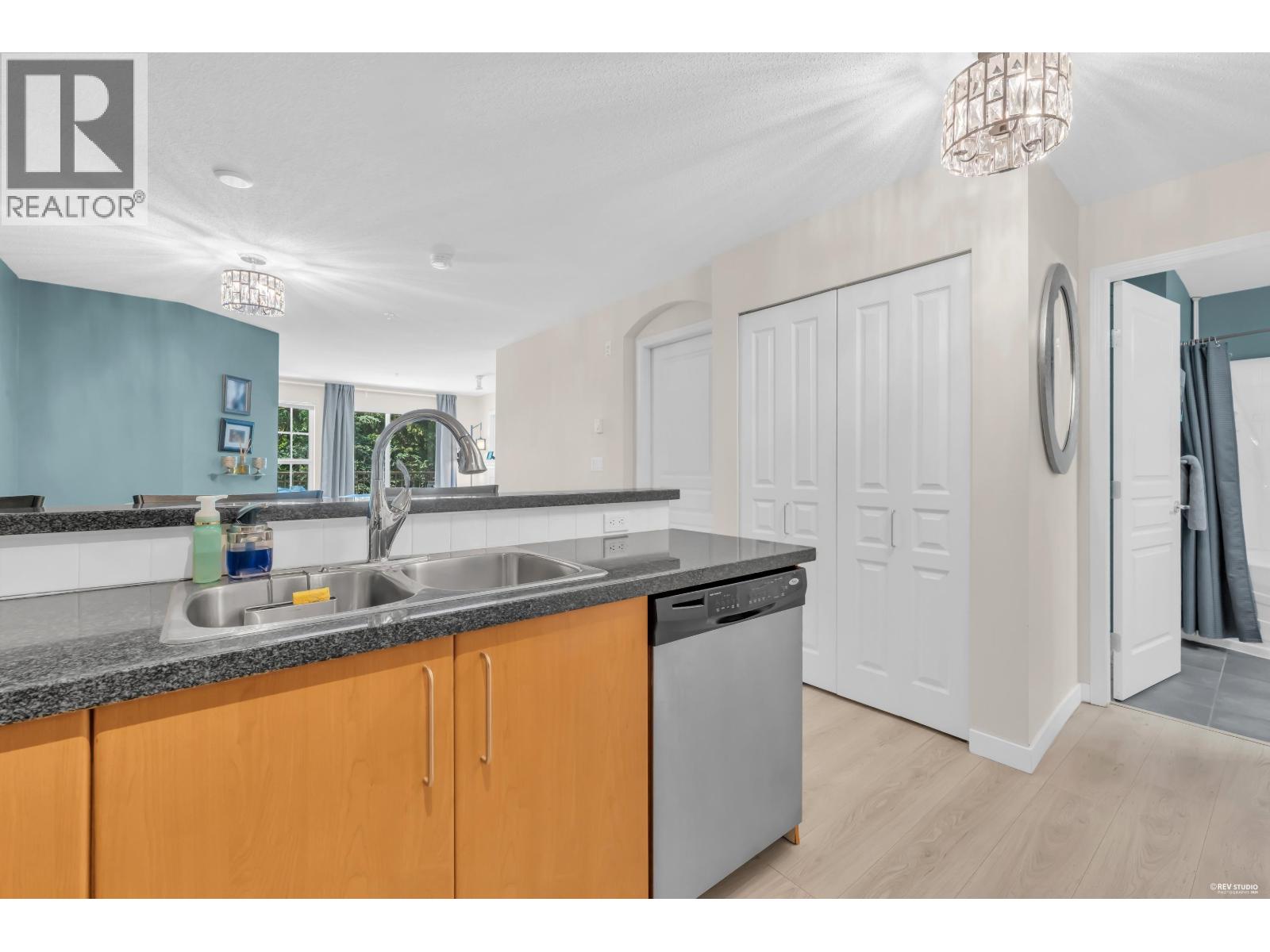 411 3388 Morrey Court, Burnaby, British Columbia  V3J 7Y5 - Photo 9 - R3130544