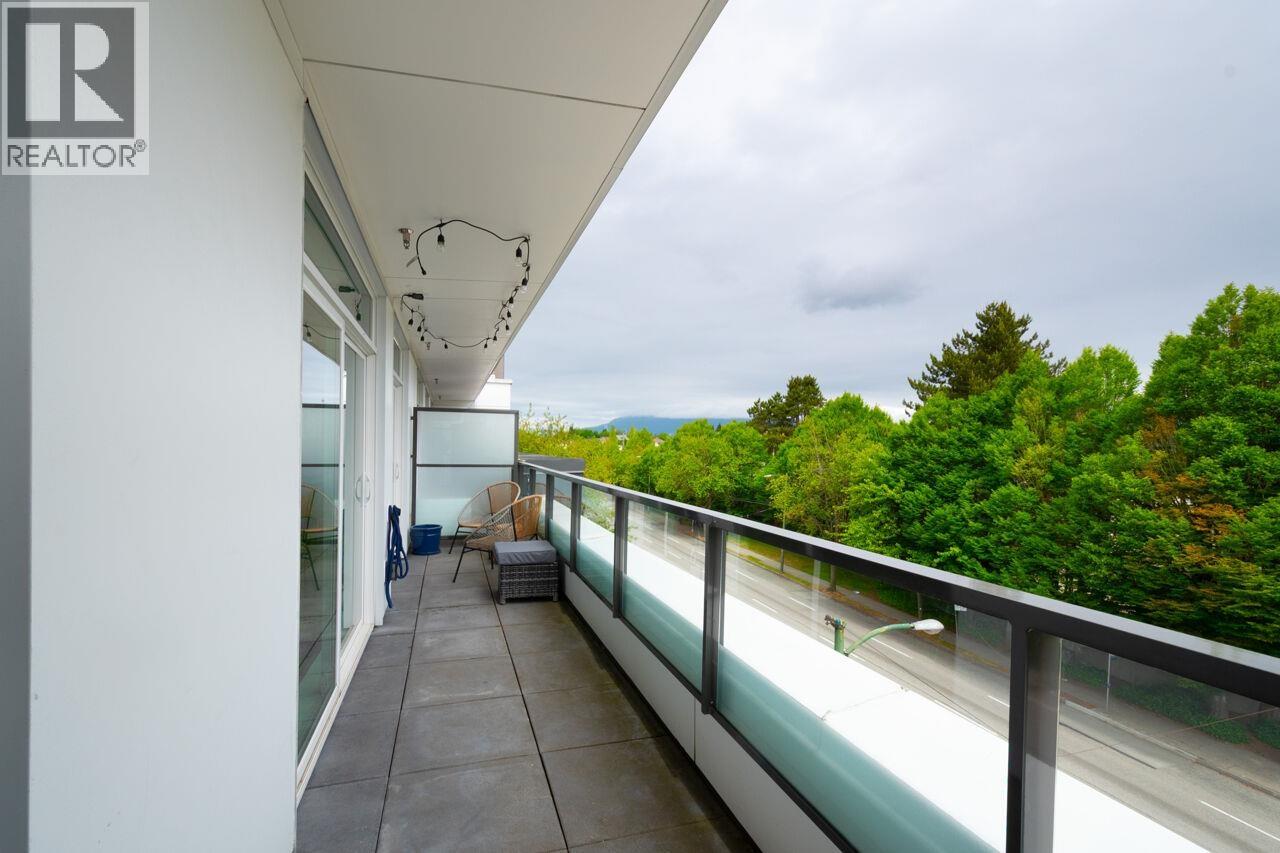 Ph2 979 E 19th Avenue, Vancouver, British Columbia  V5V 3C4 - Photo 11 - R3130551