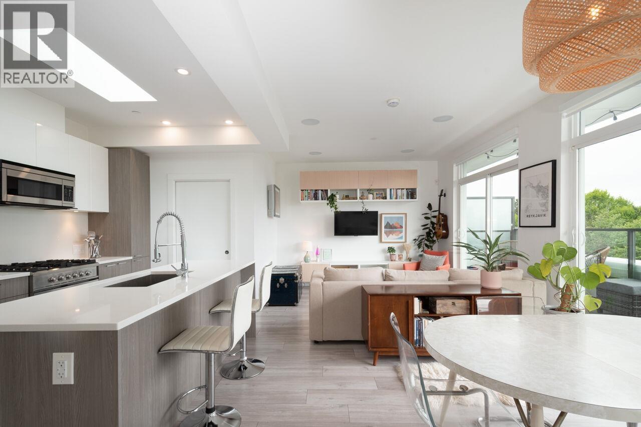 Ph2 979 E 19th Avenue, Vancouver, British Columbia  V5V 3C4 - Photo 4 - R3130551
