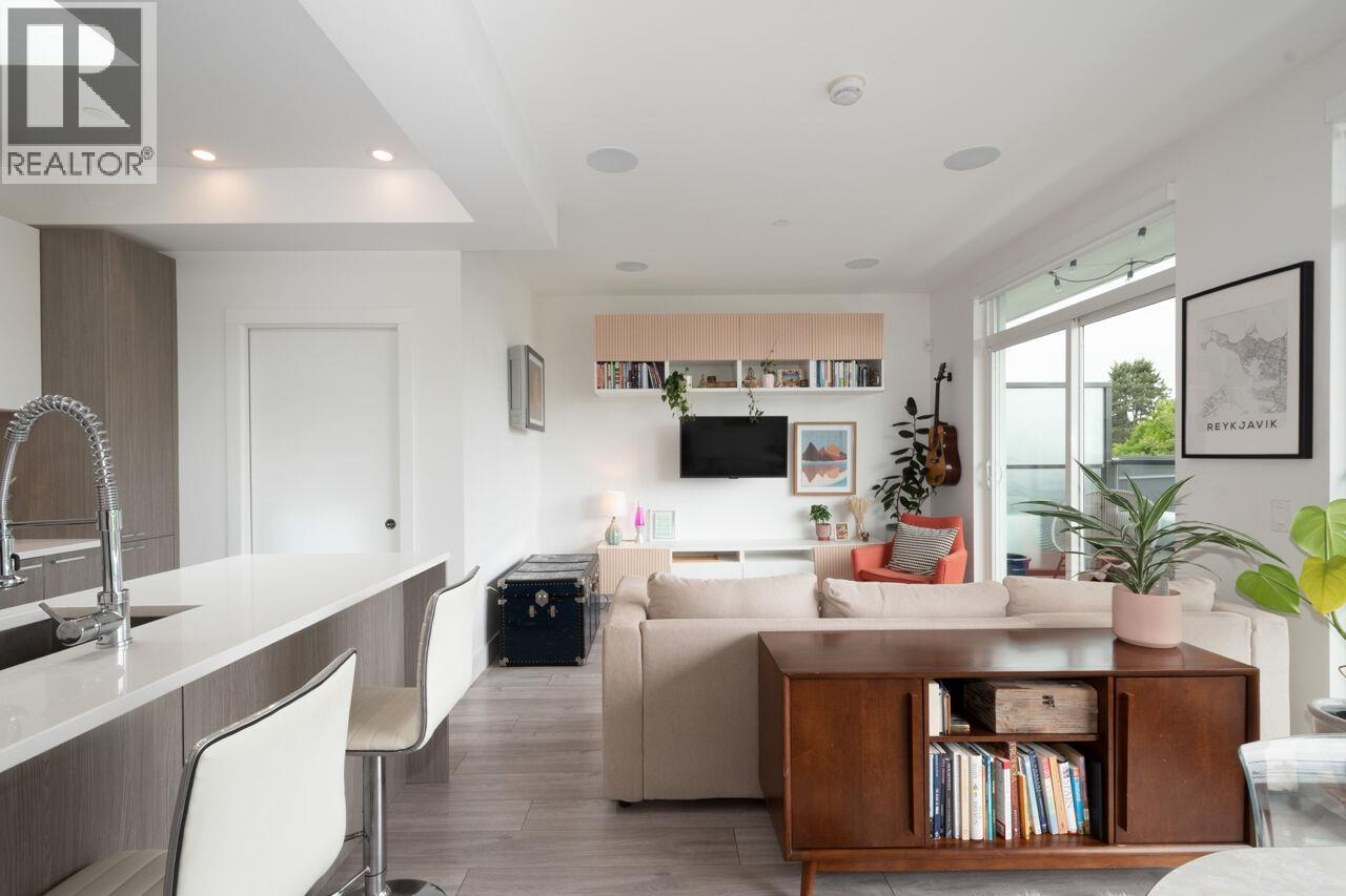 Ph2 979 E 19th Avenue, Vancouver, British Columbia  V5V 3C4 - Photo 5 - R3130551