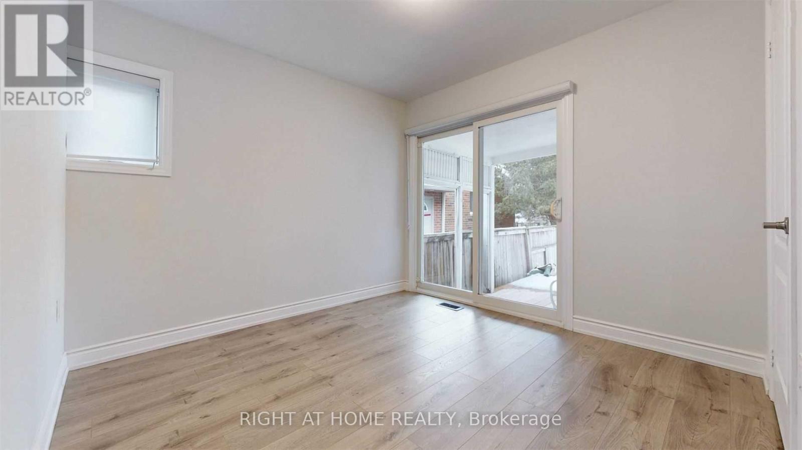 Main - 8 Airley Crescent, Toronto, Ontario  M4J 4H6 - Photo 16 - E13225410