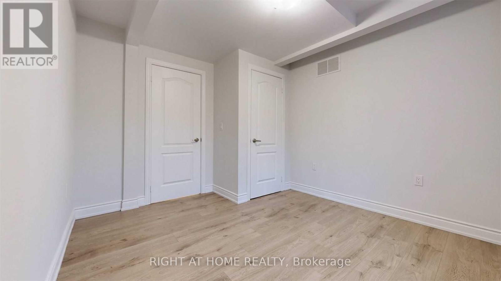 Main - 8 Airley Crescent, Toronto, Ontario  M4J 4H6 - Photo 20 - E13225410