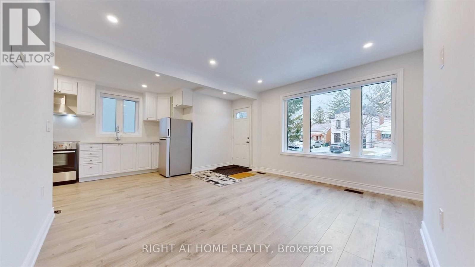 Main - 8 Airley Crescent, Toronto, Ontario  M4J 4H6 - Photo 6 - E13225410