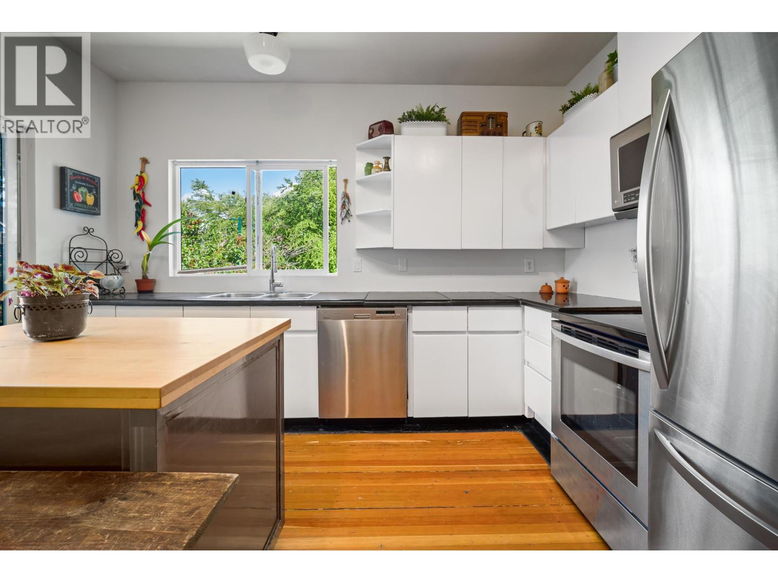 2497 Wall Street, Vancouver, British Columbia  V5K 1A4 - Photo 14 - R3130509