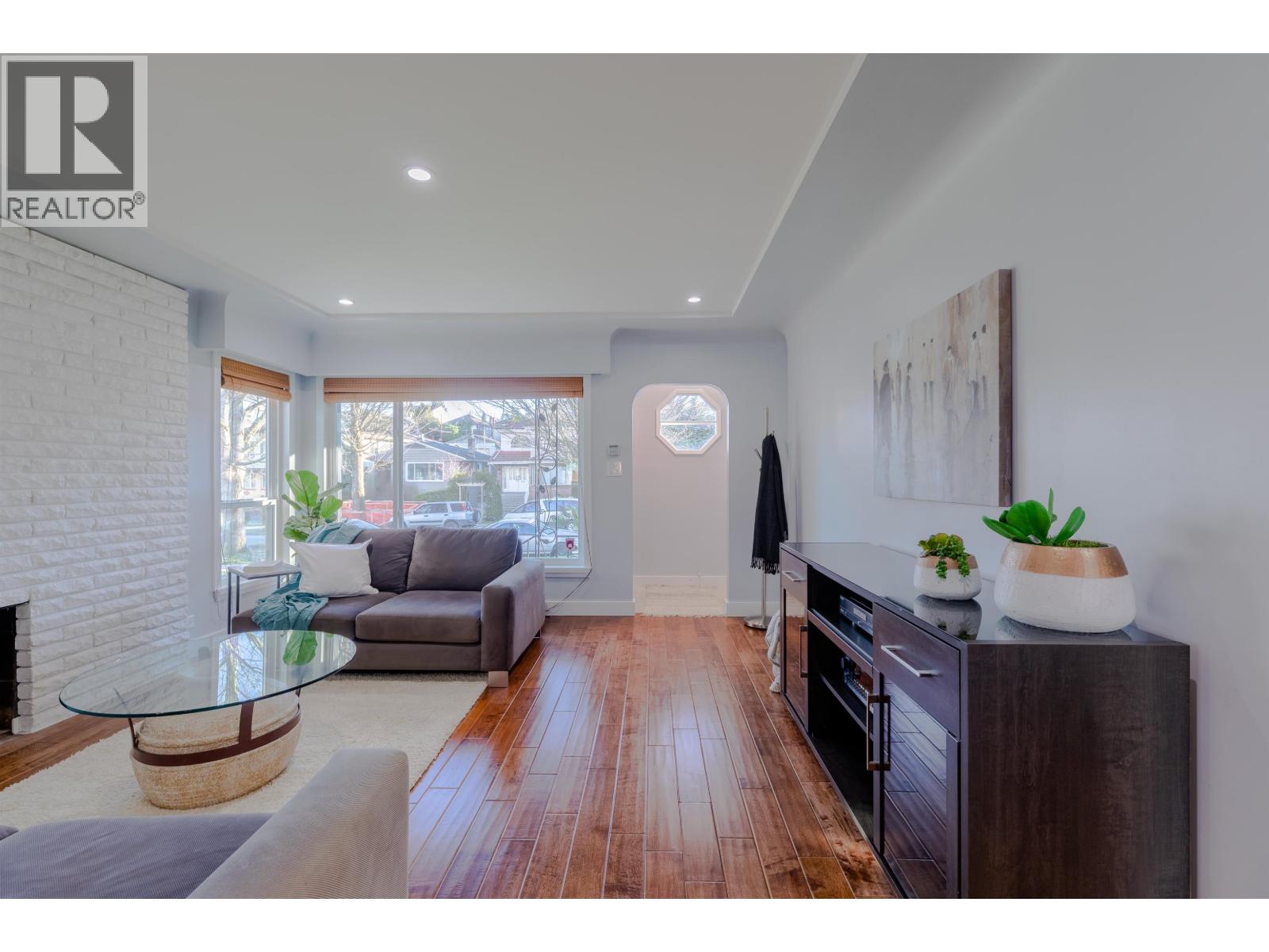 2951 Venables Street, Vancouver, British Columbia  V5K 2R8 - Photo 6 - R3130542
