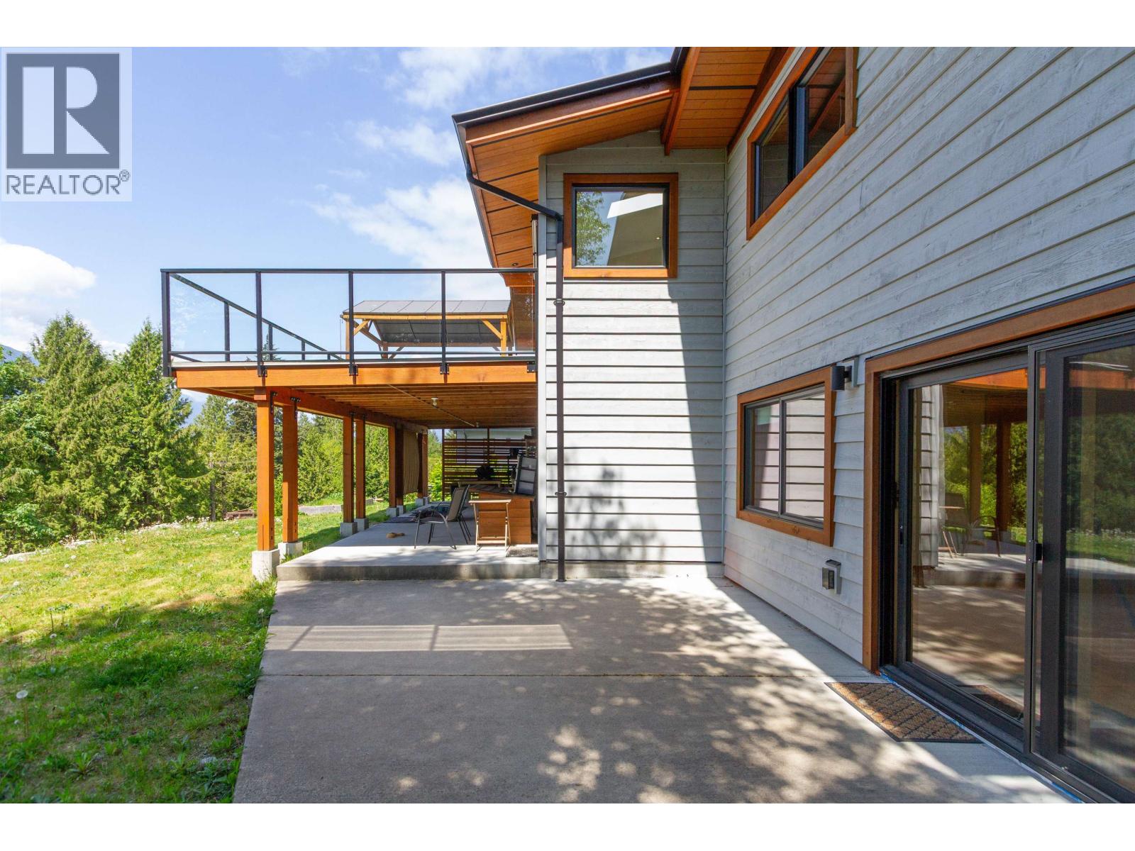 40427 Ayr Drive, Squamish, British Columbia  V0N 1T0 - Photo 20 - R3130561