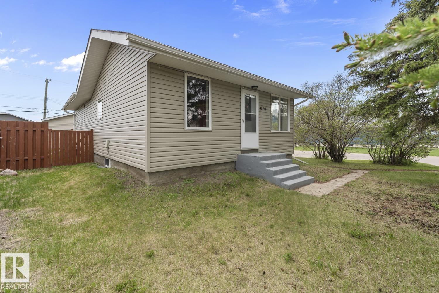 520 10 ST, cold lake, Alberta