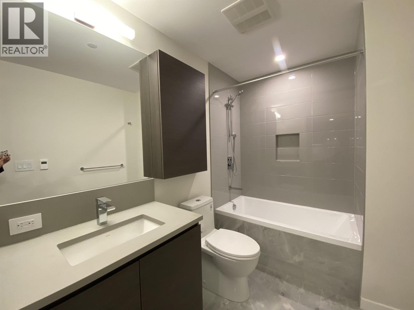 1803 4168 Lougheed Highway, Burnaby, British Columbia  V5C 6A7 - Photo 6 - R3130545