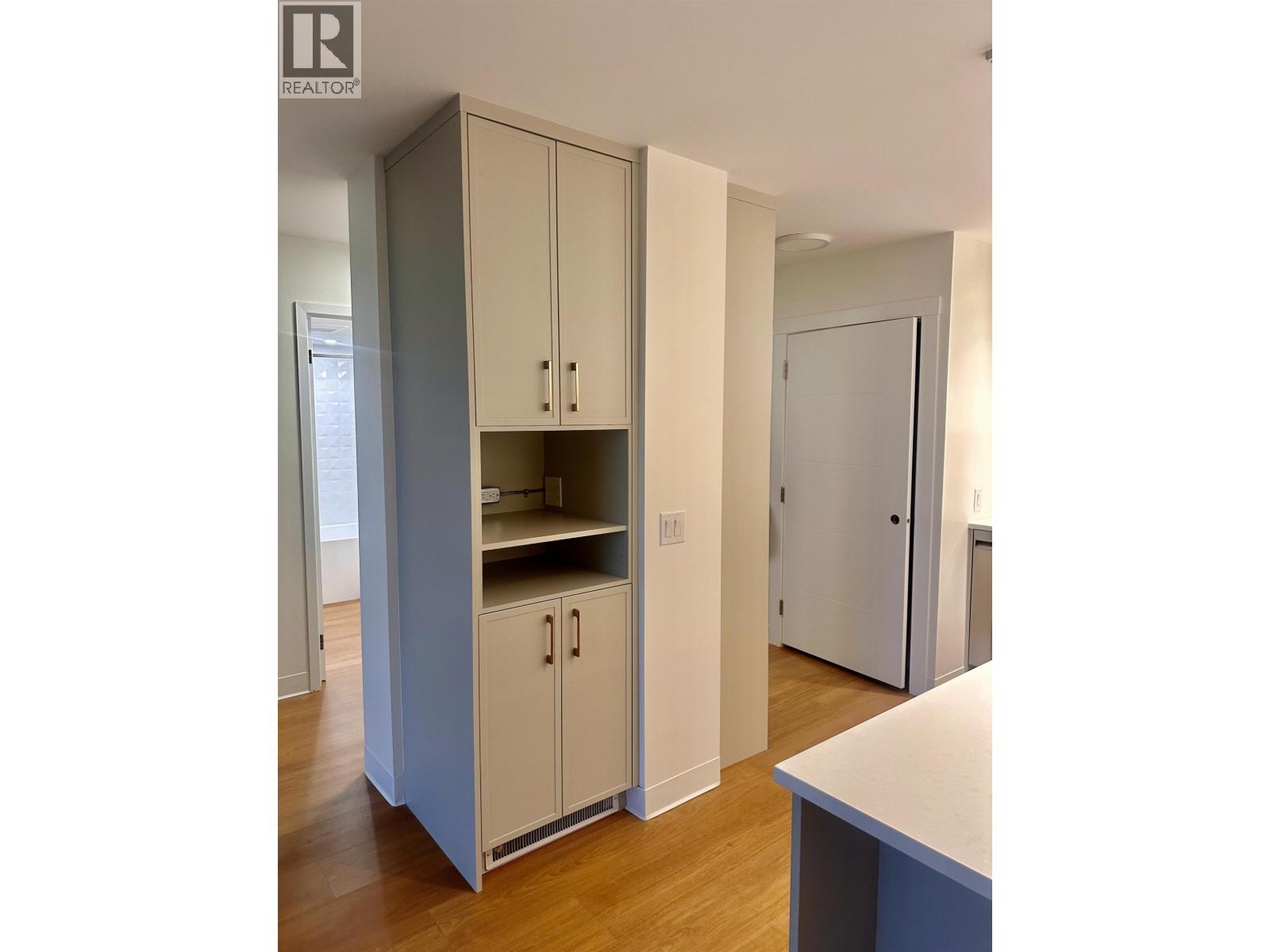 501 3980 Carrigan Street, Burnaby, British Columbia  V3N 4J1 - Photo 4 - R3130614