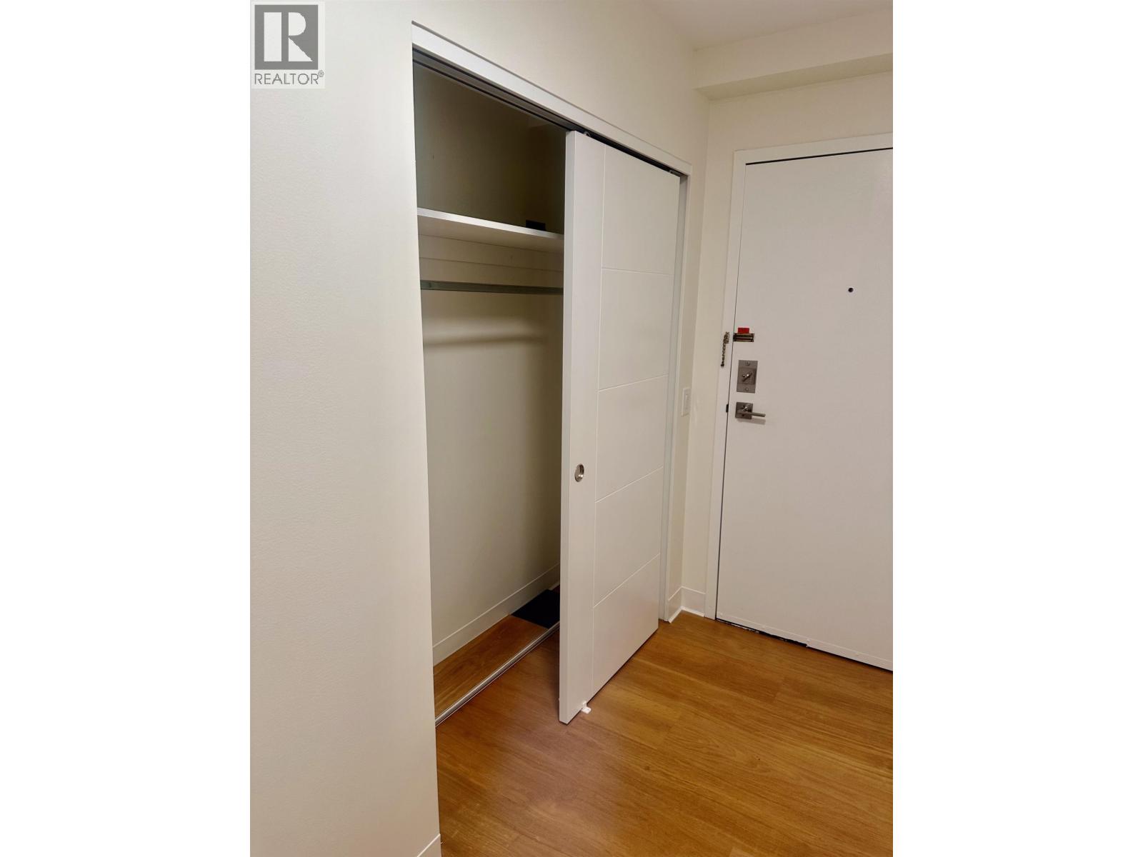 501 3980 Carrigan Street, Burnaby, British Columbia  V3N 4J1 - Photo 5 - R3130614