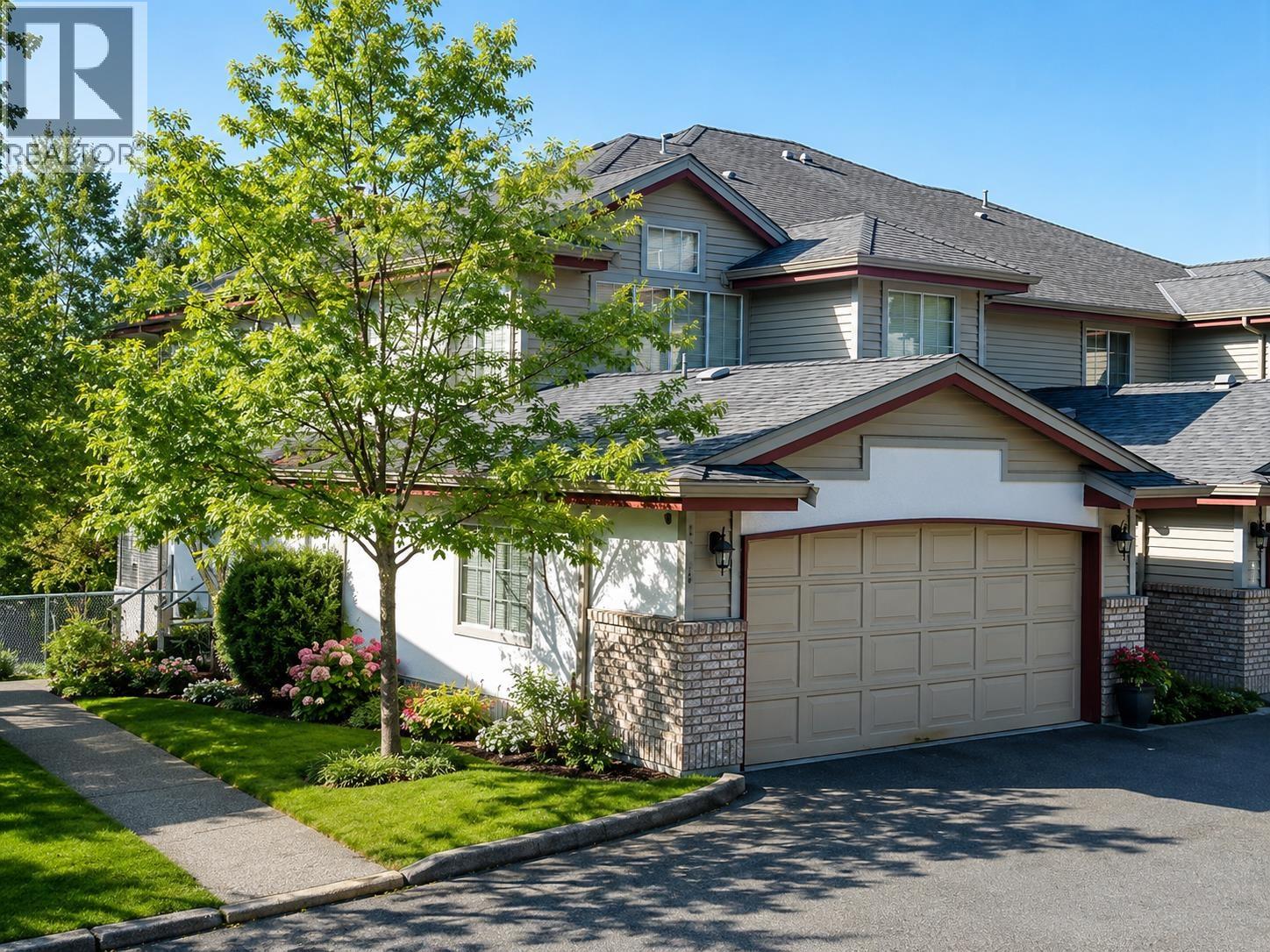 38 11502 BURNETT STREET, Maple Ridge, British Columbia