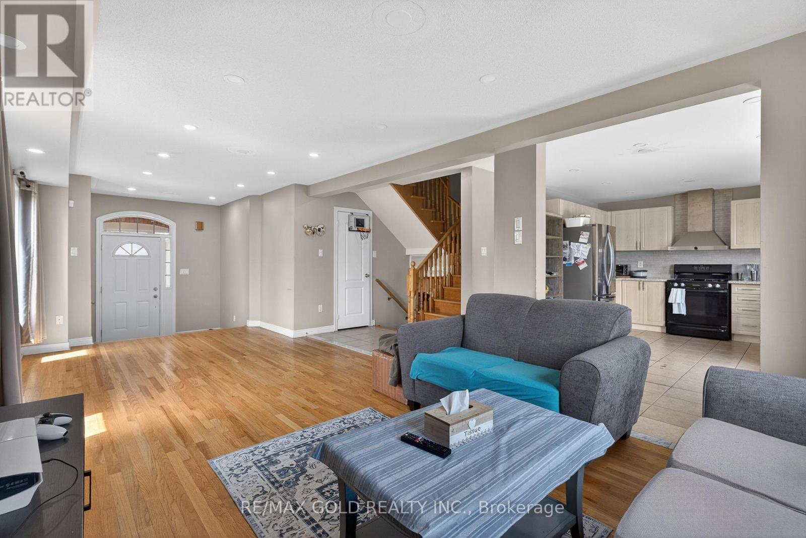 91 Sewells Lane, Brampton, Ontario  L7A 2Z8 - Photo 9 - W13217690