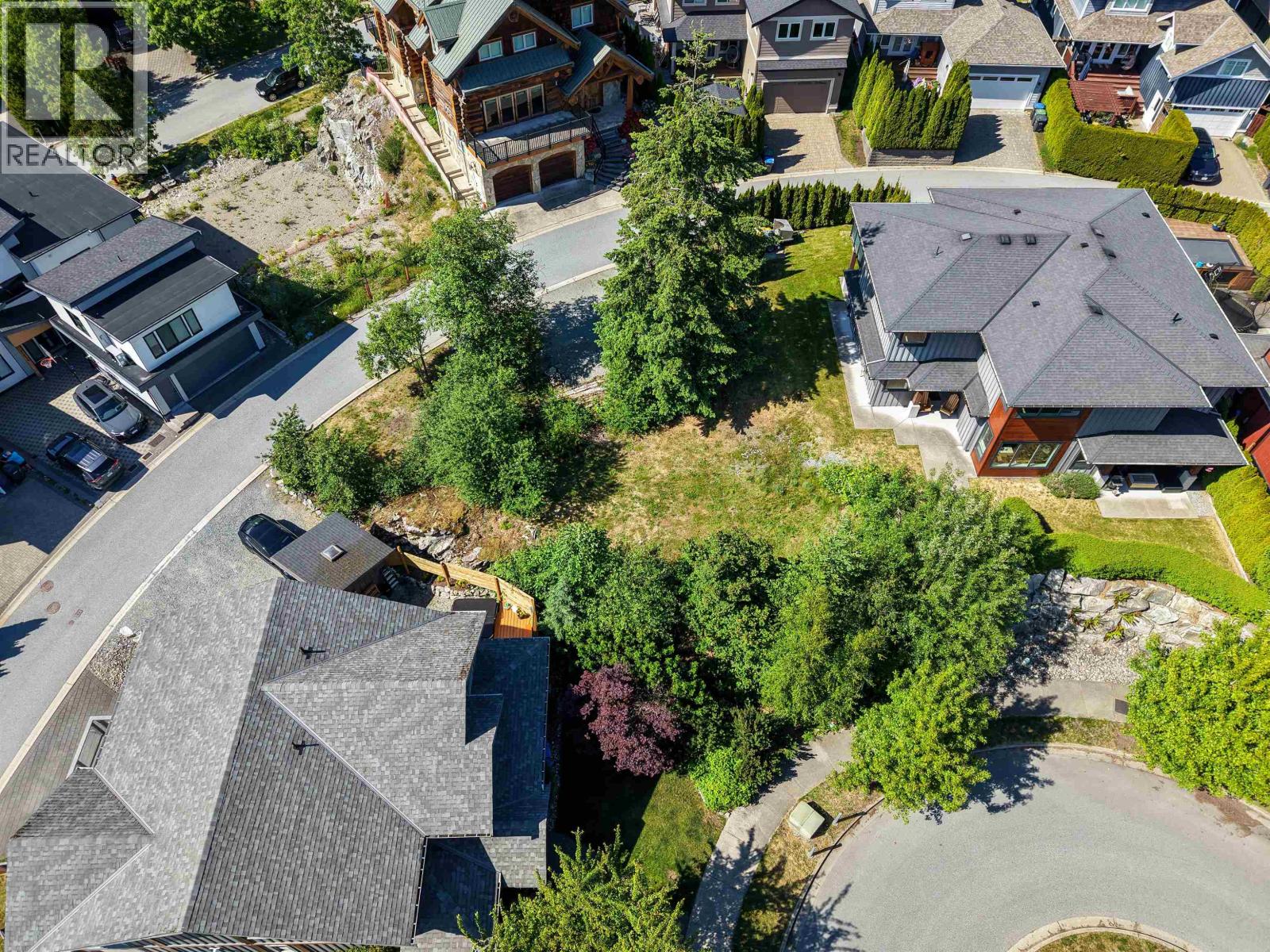 2943 Strangway Place, Squamish, British Columbia  V8B 0P8 - Photo 3 - R3130592