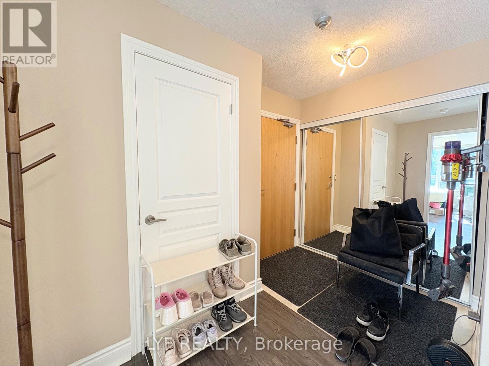 205 - 32 Clegg Road, Markham, Ontario  L6G 0B2 - Photo 17 - N13225418