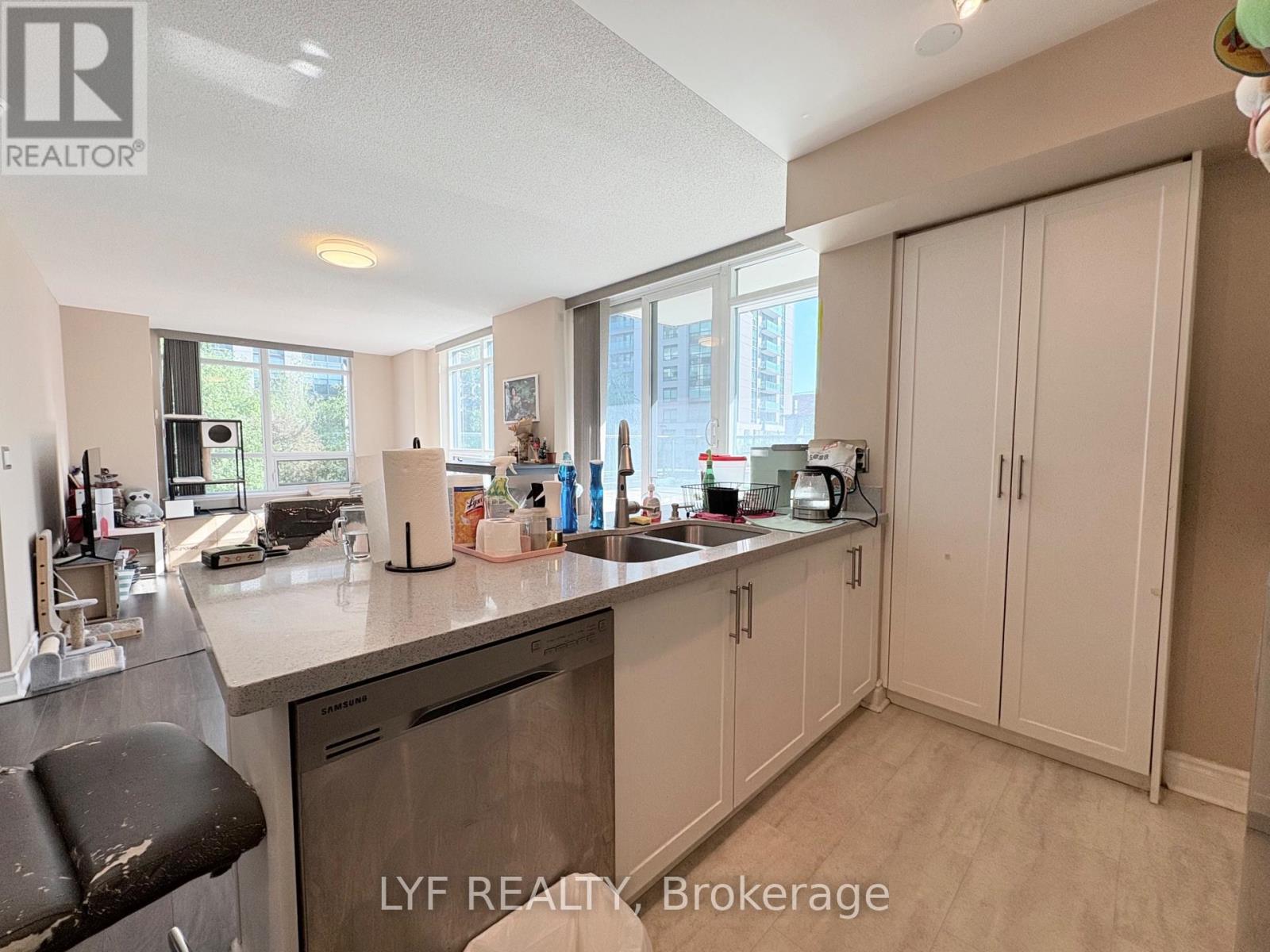 205 - 32 Clegg Road, Markham, Ontario  L6G 0B2 - Photo 9 - N13225418