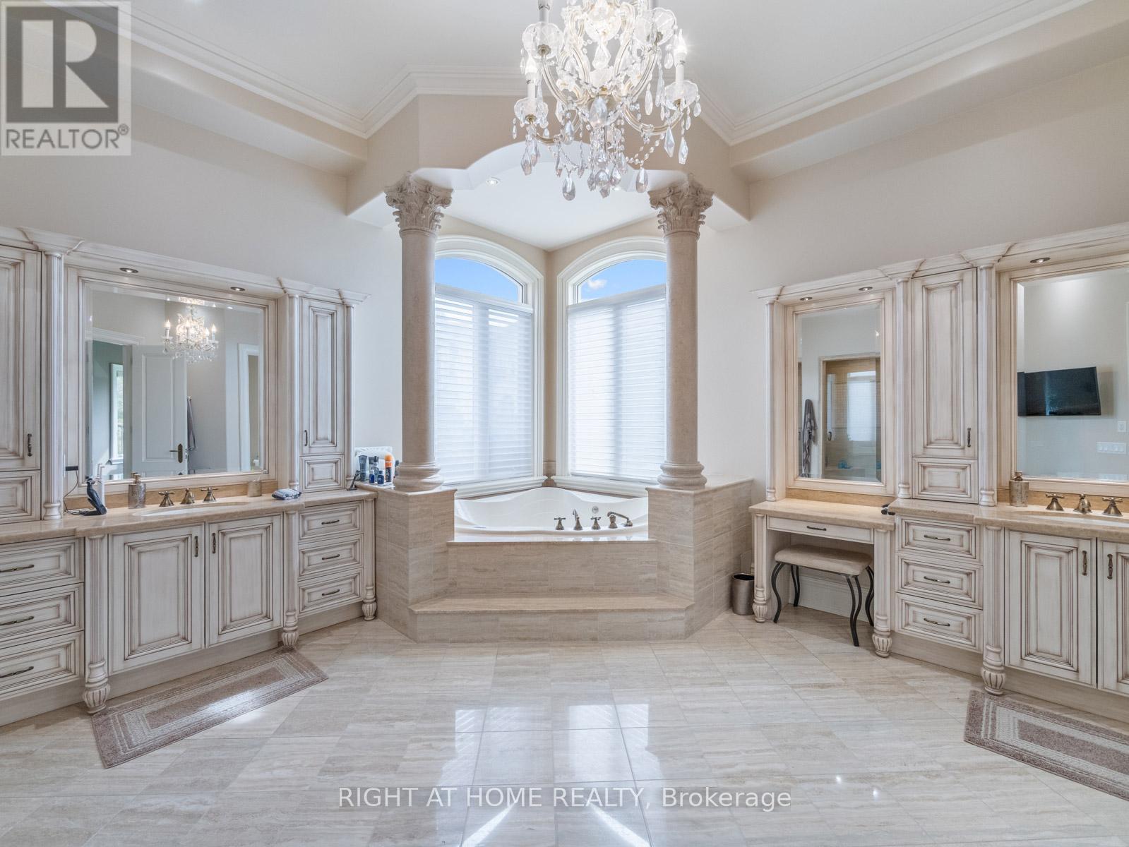 100 Rocmary Place, Vaughan, Ontario  L4L 8Z1 - Photo 20 - N13225422