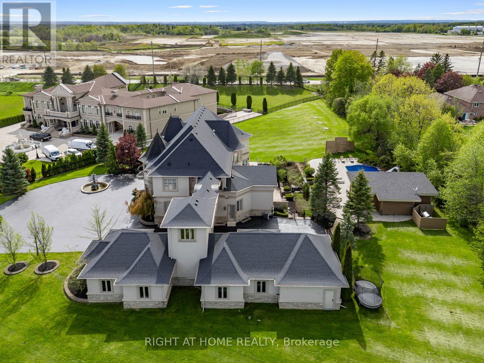 100 Rocmary Place, Vaughan, Ontario  L4L 8Z1 - Photo 47 - N13225422
