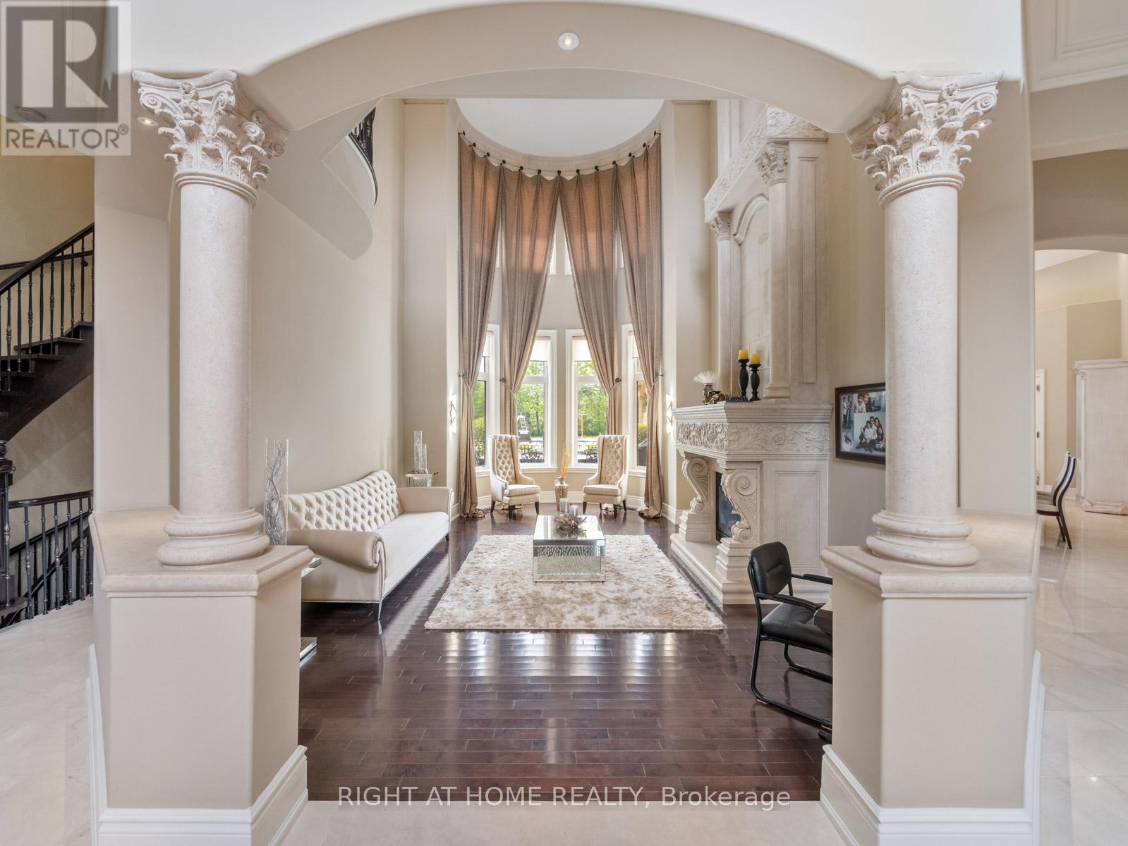 100 Rocmary Place, Vaughan, Ontario  L4L 8Z1 - Photo 5 - N13225422