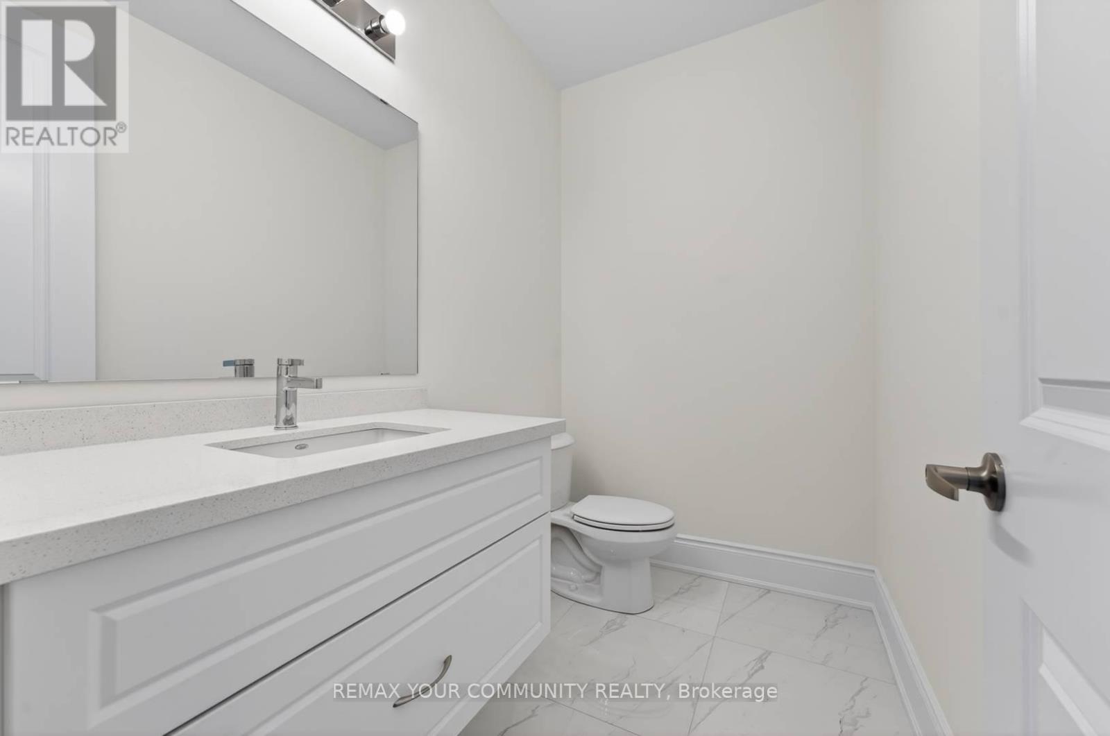 5 Garriock Hall Avenue, King, Ontario  L7B 1K5 - Photo 25 - N13225450