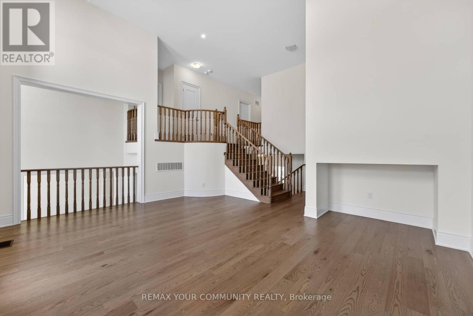 5 Garriock Hall Avenue, King, Ontario  L7B 1K5 - Photo 27 - N13225450