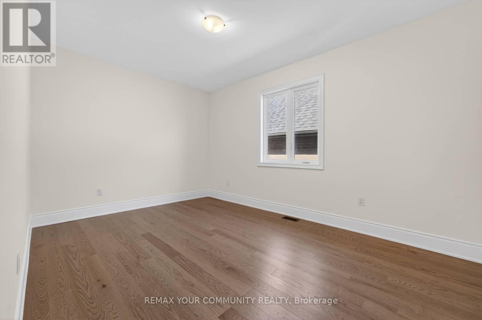 5 Garriock Hall Avenue, King, Ontario  L7B 1K5 - Photo 31 - N13225450
