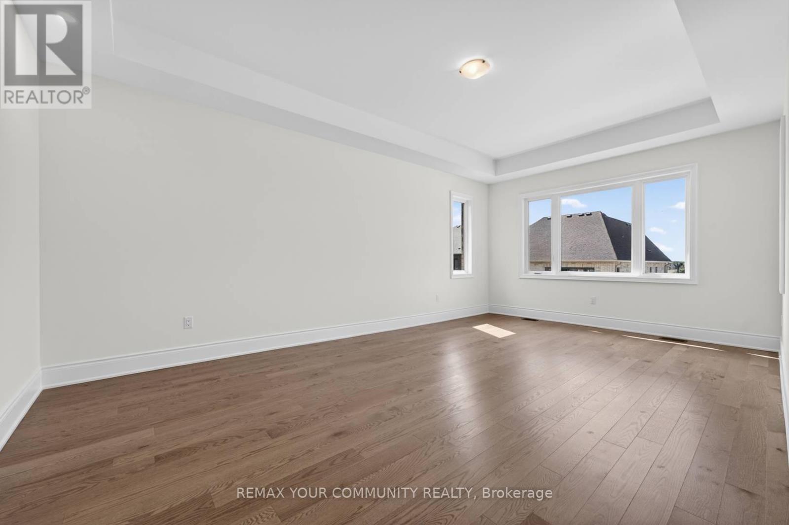 5 Garriock Hall Avenue, King, Ontario  L7B 1K5 - Photo 33 - N13225450