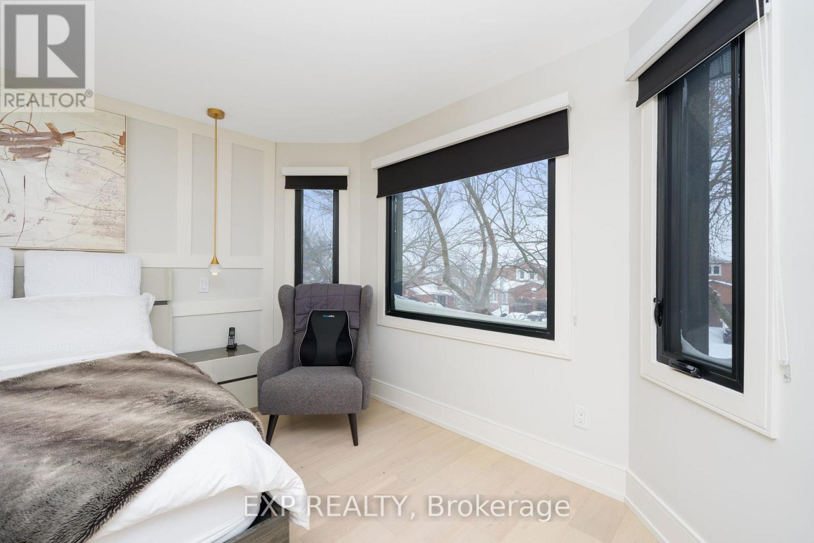 1279 Winterbourne Drive, Oakville, Ontario  L6J 7E4 - Photo 17 - W13225448