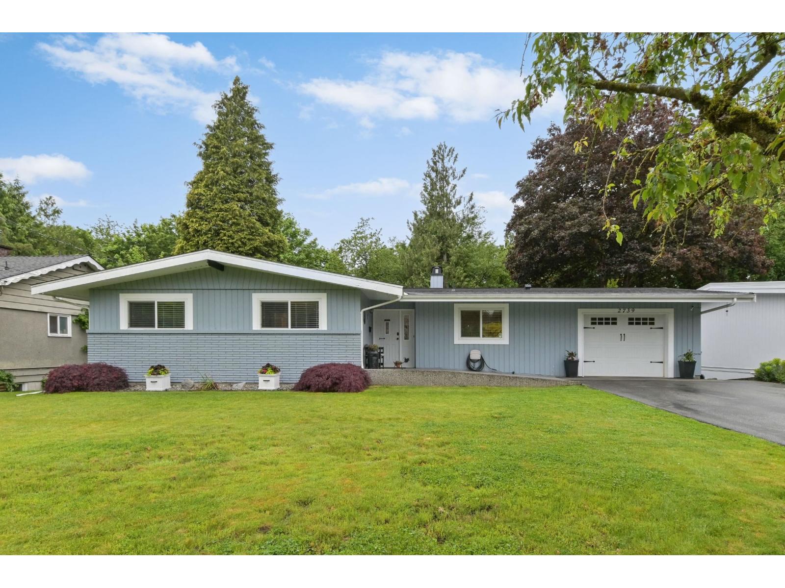 2739 Sheffield Way, Abbotsford, British Columbia  V2S 4B7 - Photo 1 - R3037111