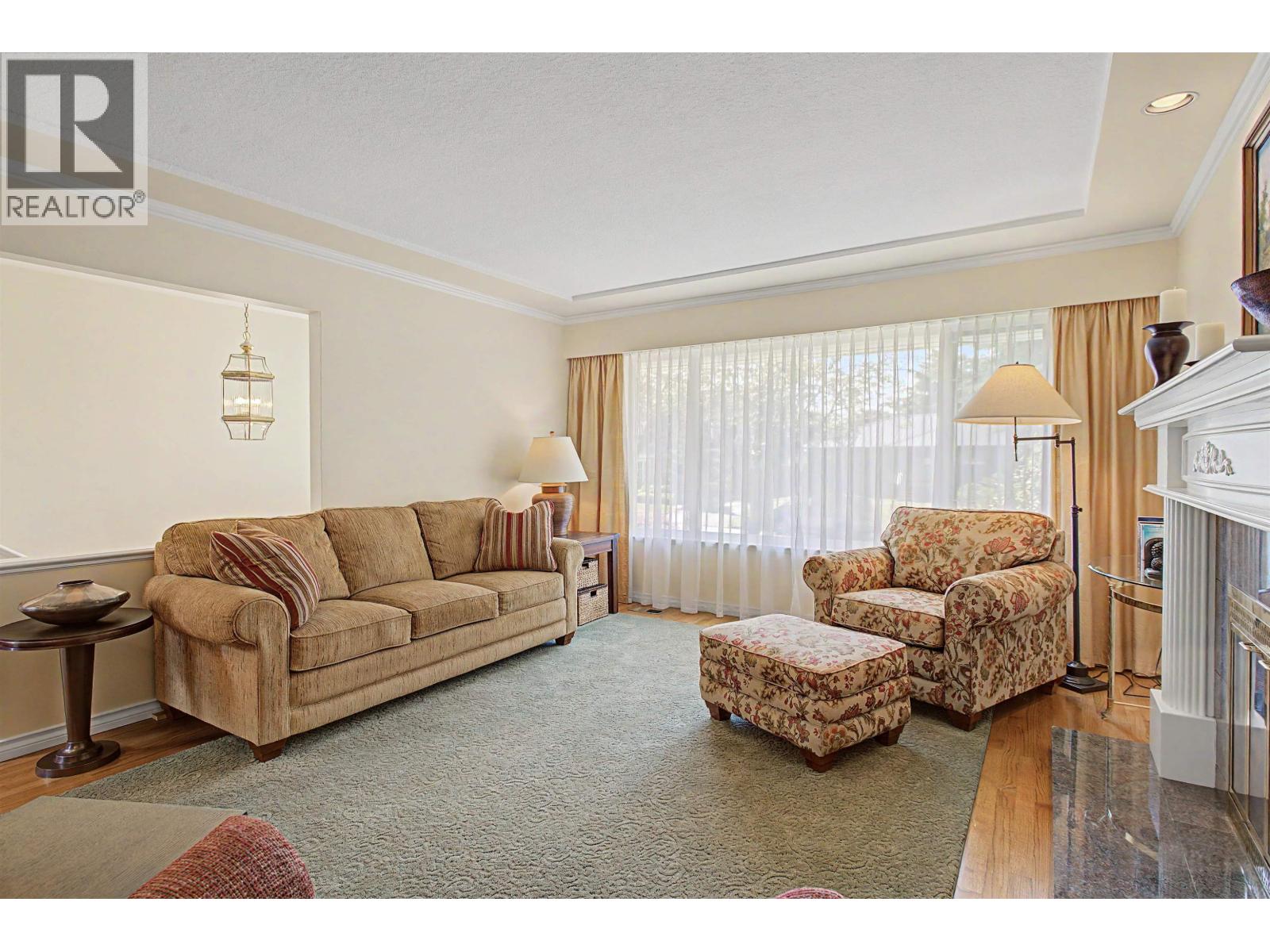6541 Grant Street, Burnaby, British Columbia  V5B 2K9 - Photo 5 - R3130040